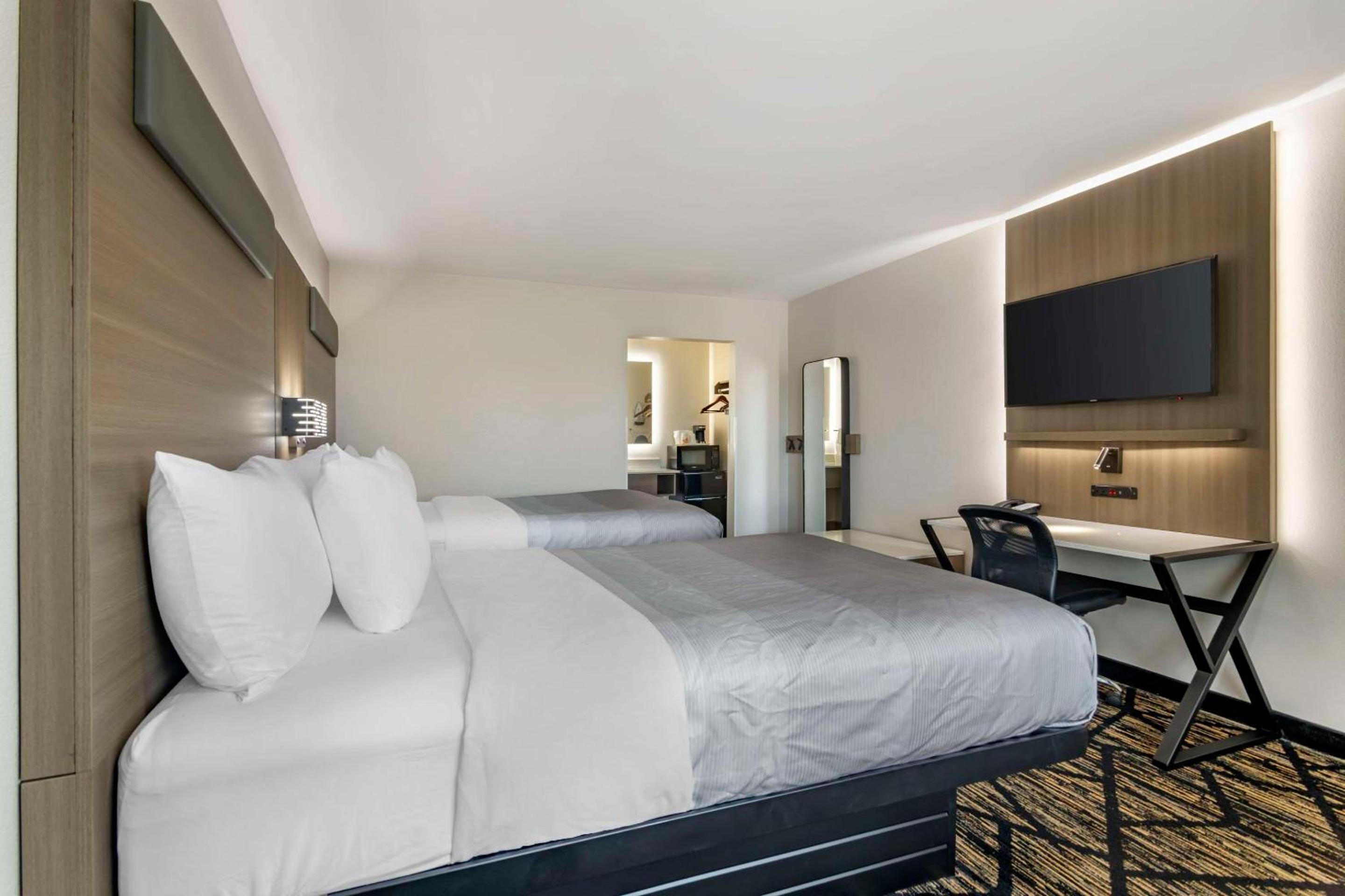 Double Room with Two Double Beds - Ground Floor - Photo 3