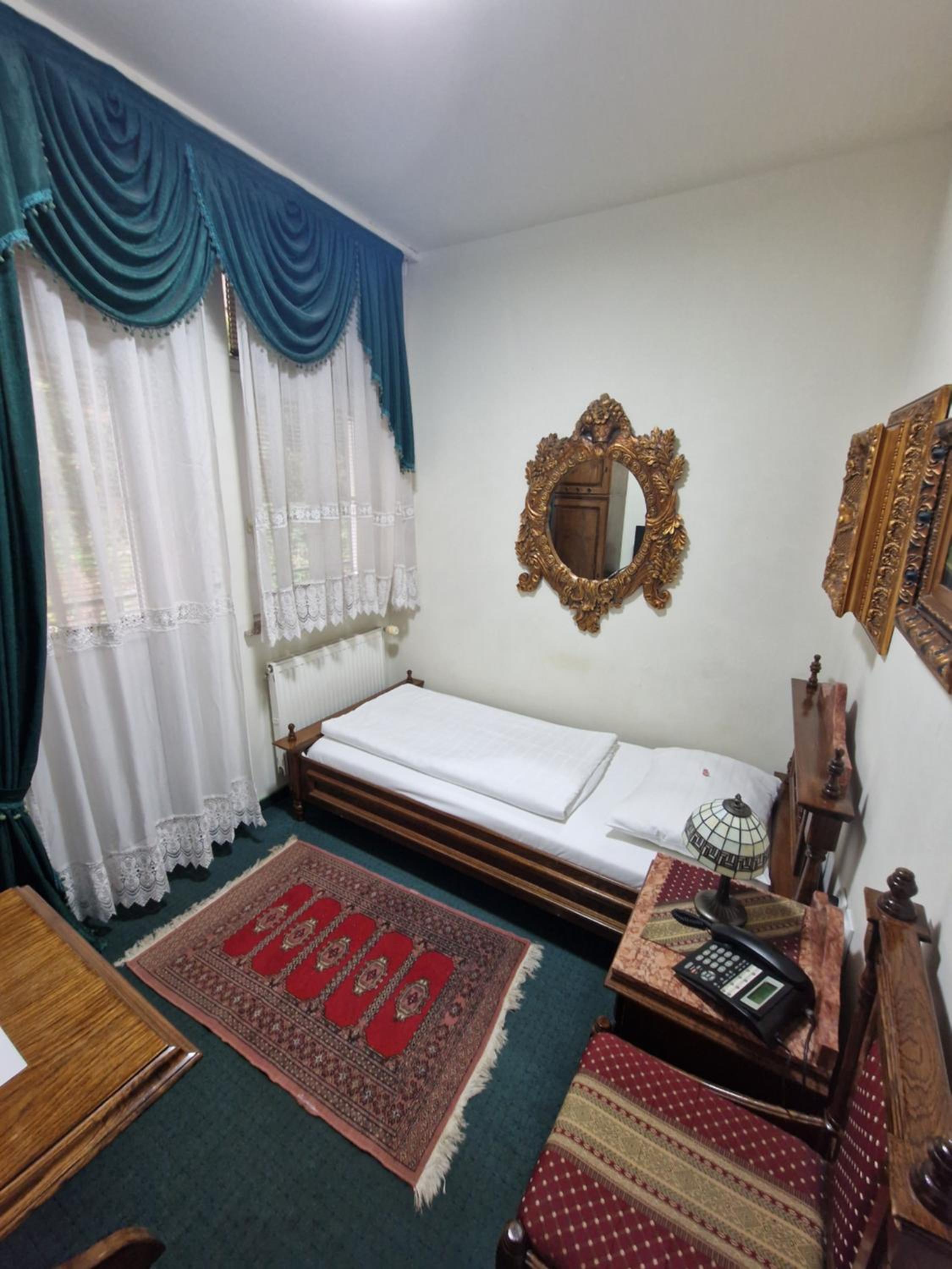 Single Room with Balcony photo 2