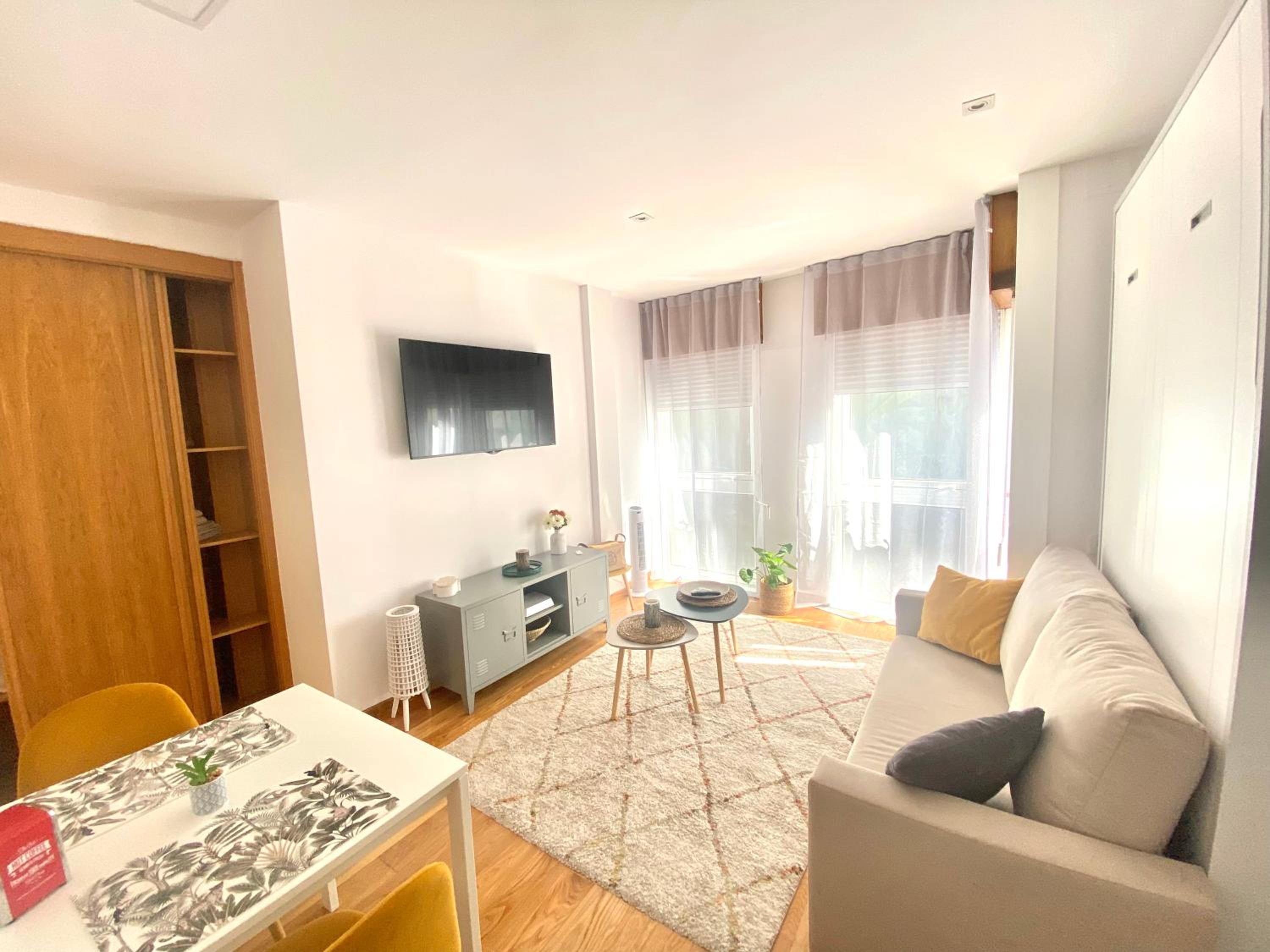 One-Bedroom Apartment photo 3