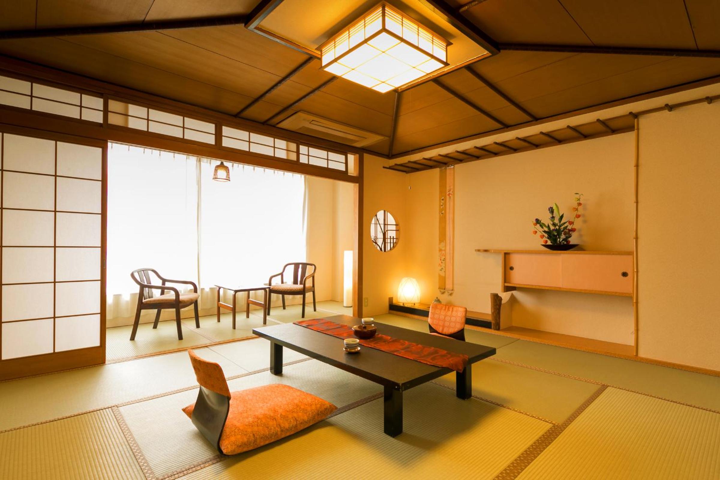 Japanese-Style Quadruple Room photo 1
