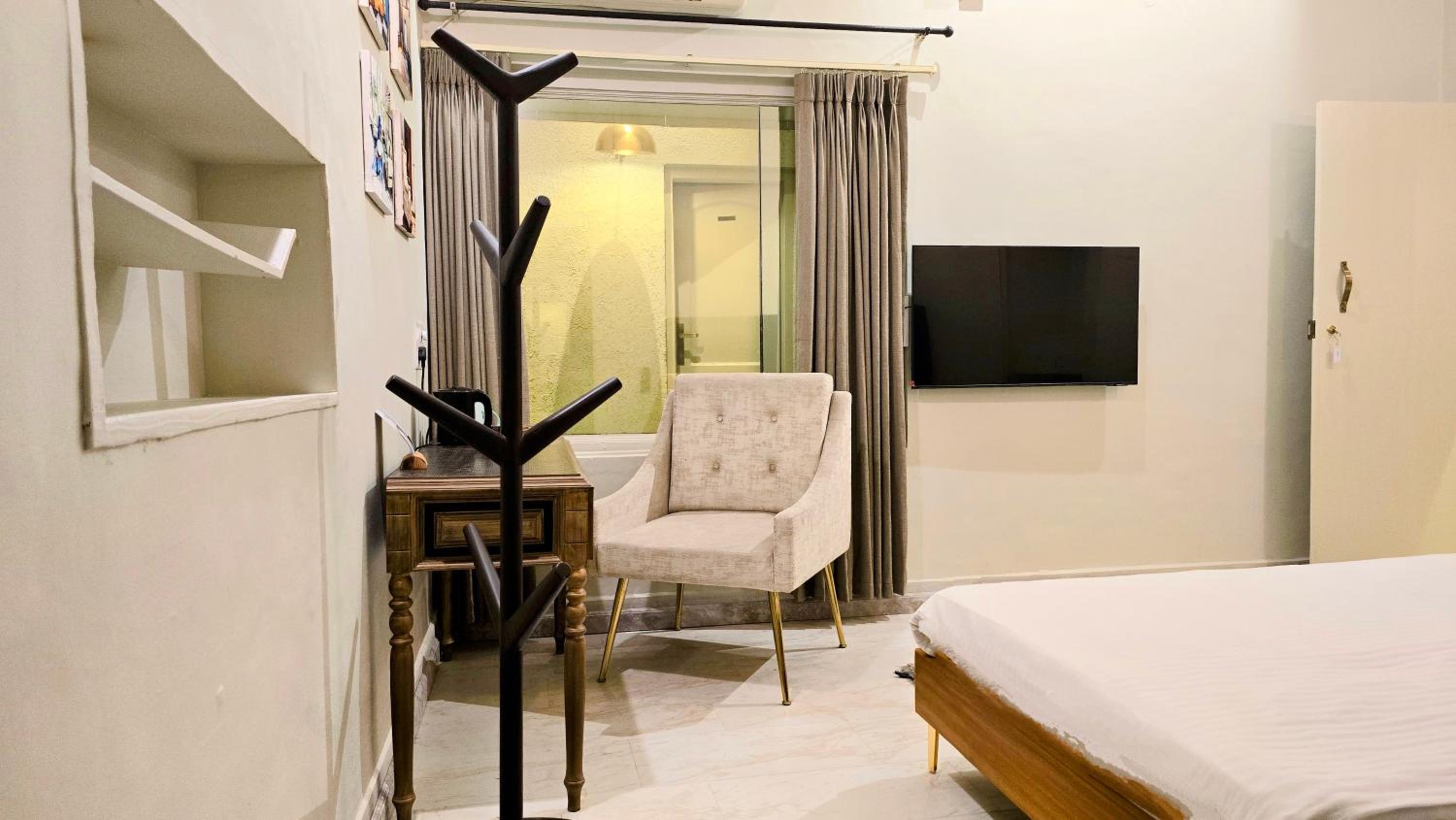 Superior Double Room - Photo 8