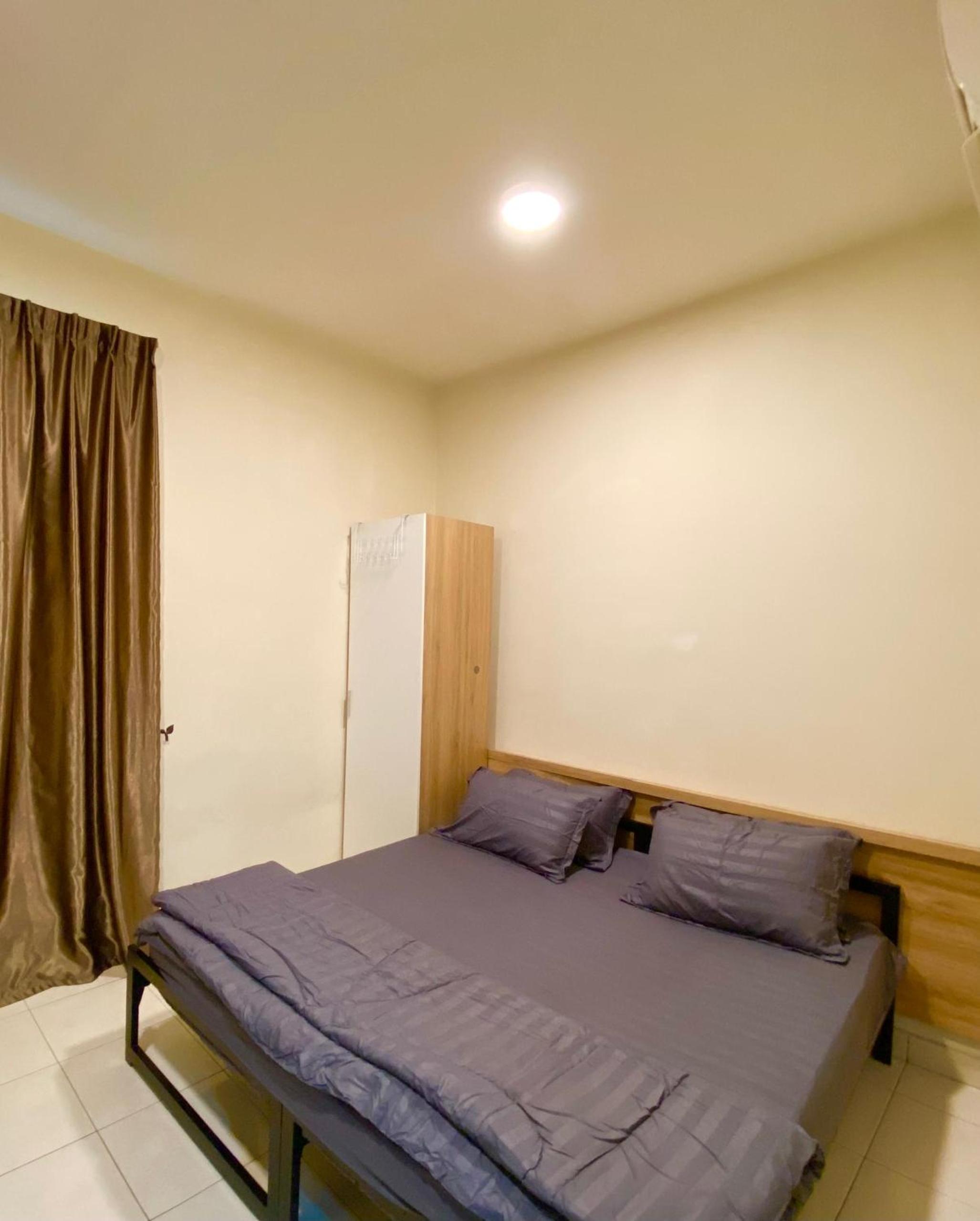 Twin Room with View