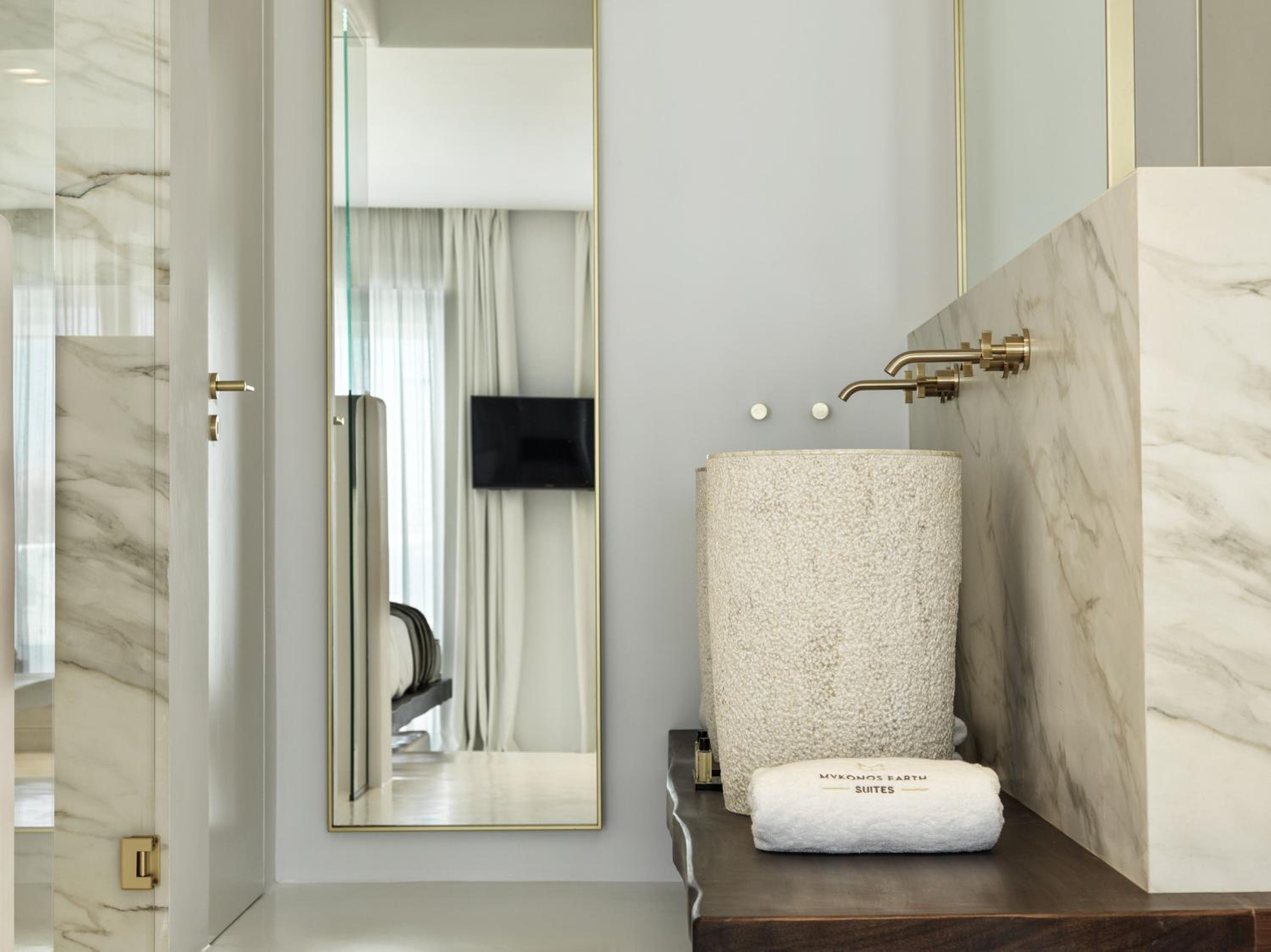 Signature Suite Private Heated Pool with Sea View - Photo 23