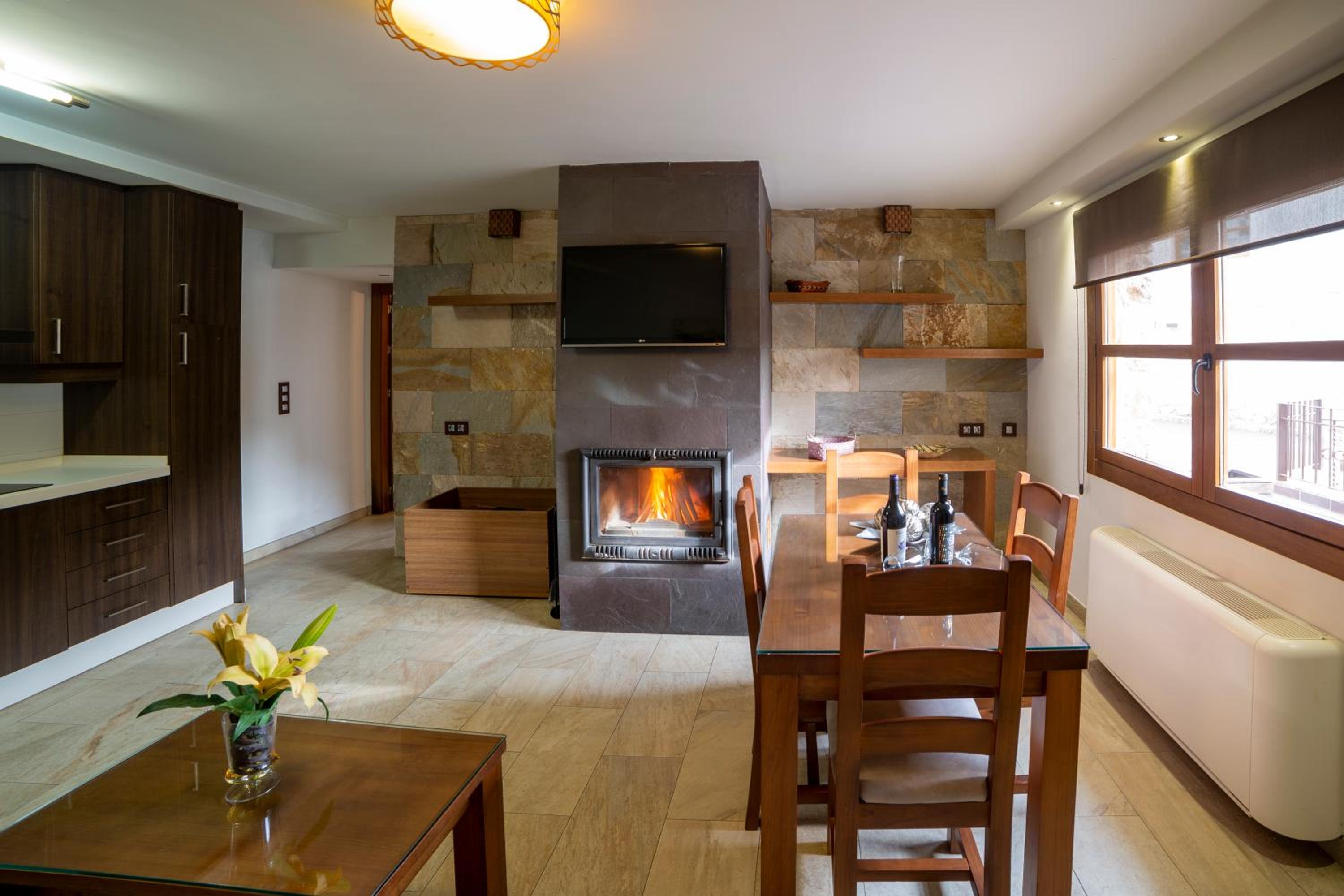 One-Bedroom House photo 2