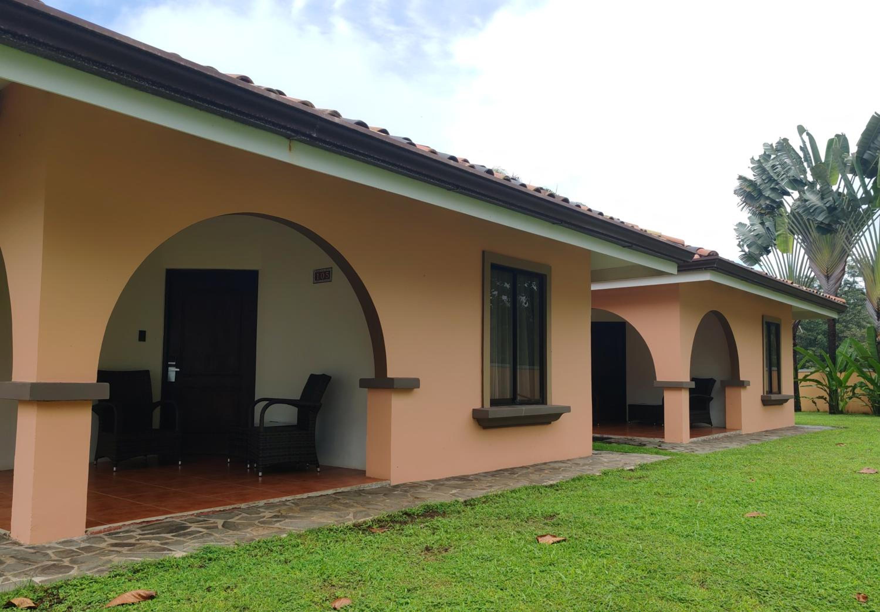Bungalow with Sea View photo 2