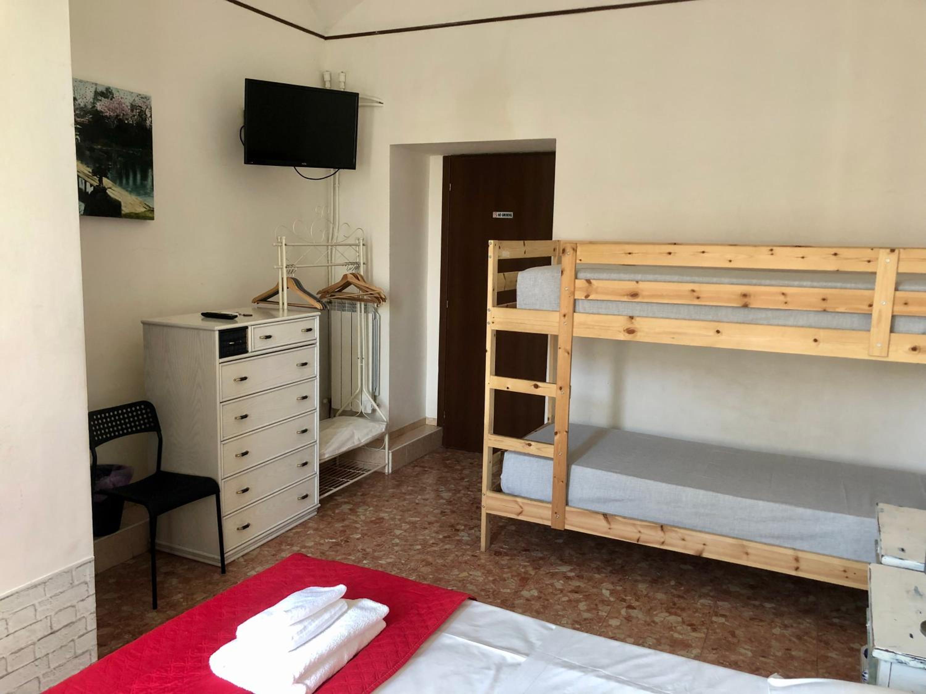 Quadruple Room photo 2