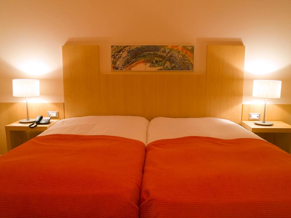Double Or Twin Room - Photo 1