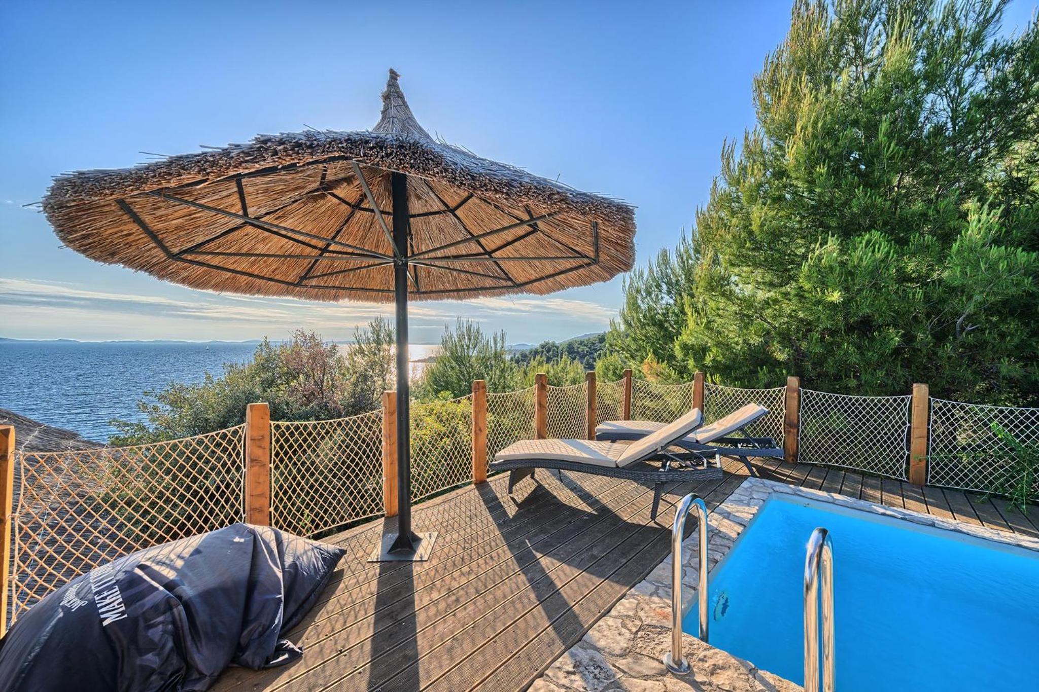 Studio with Pool View photo 3