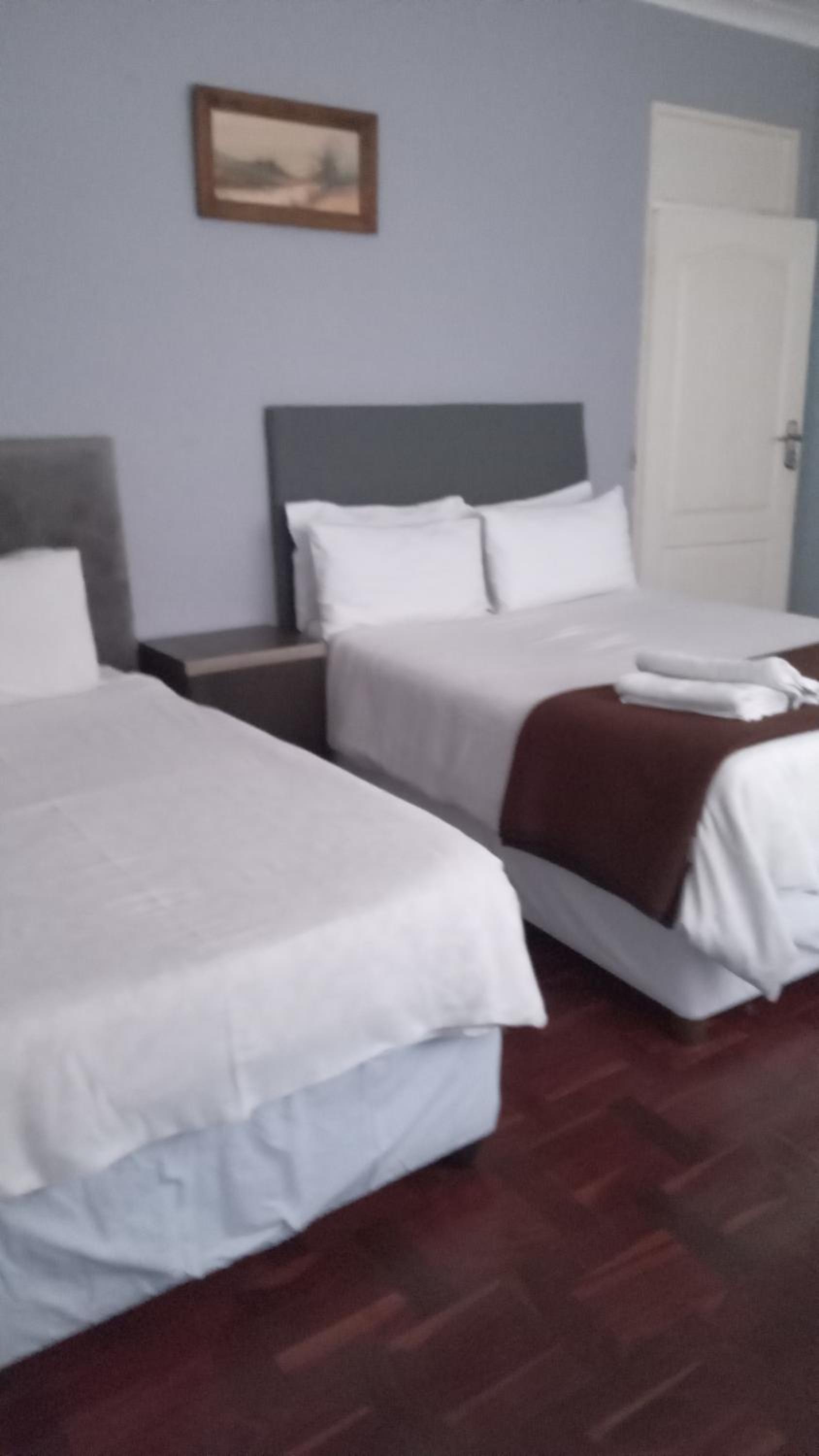 Triple Room with Bathroom photo 3