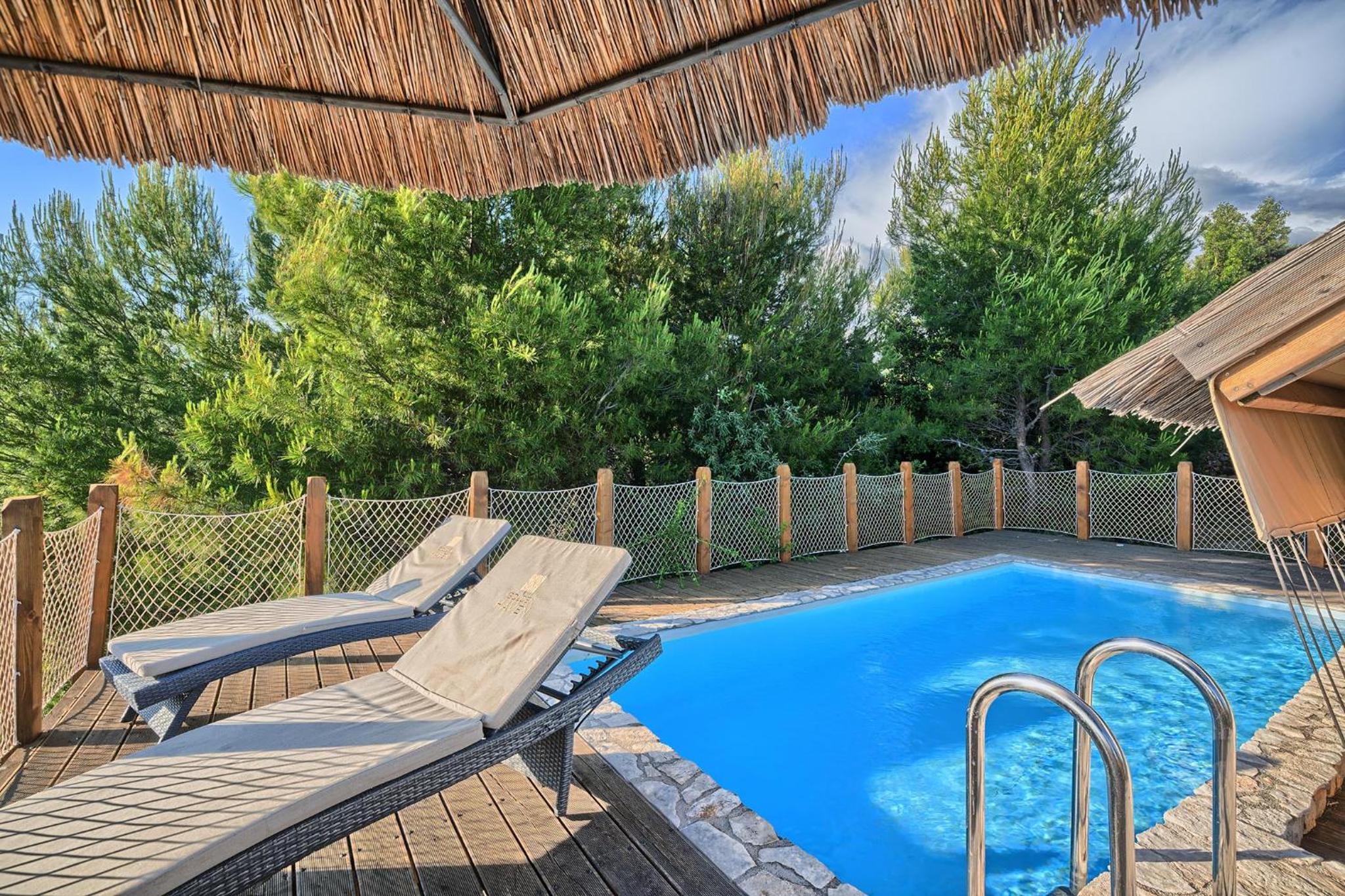 Studio with Pool View photo 2