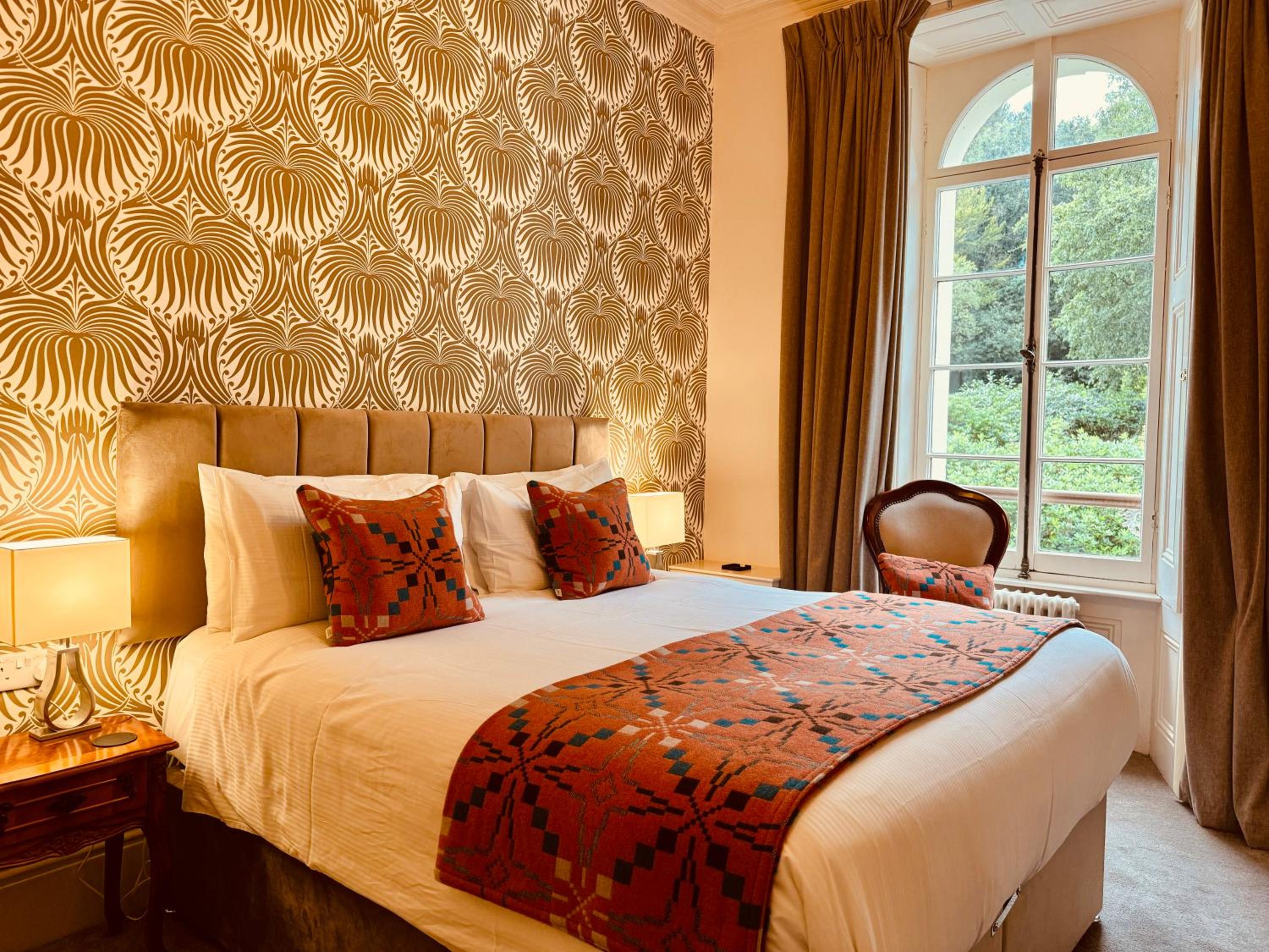 Double or Twin Room with Bathroom