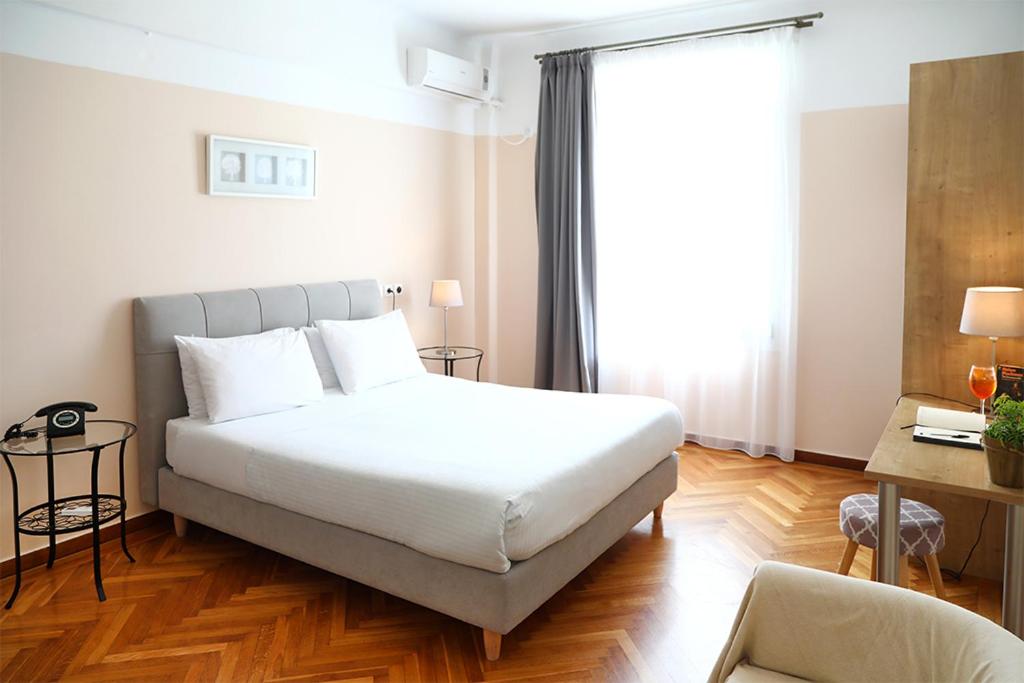 Deluxe Apartment photo 1