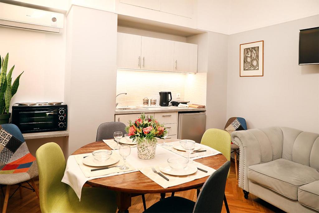 Deluxe Apartment photo 2