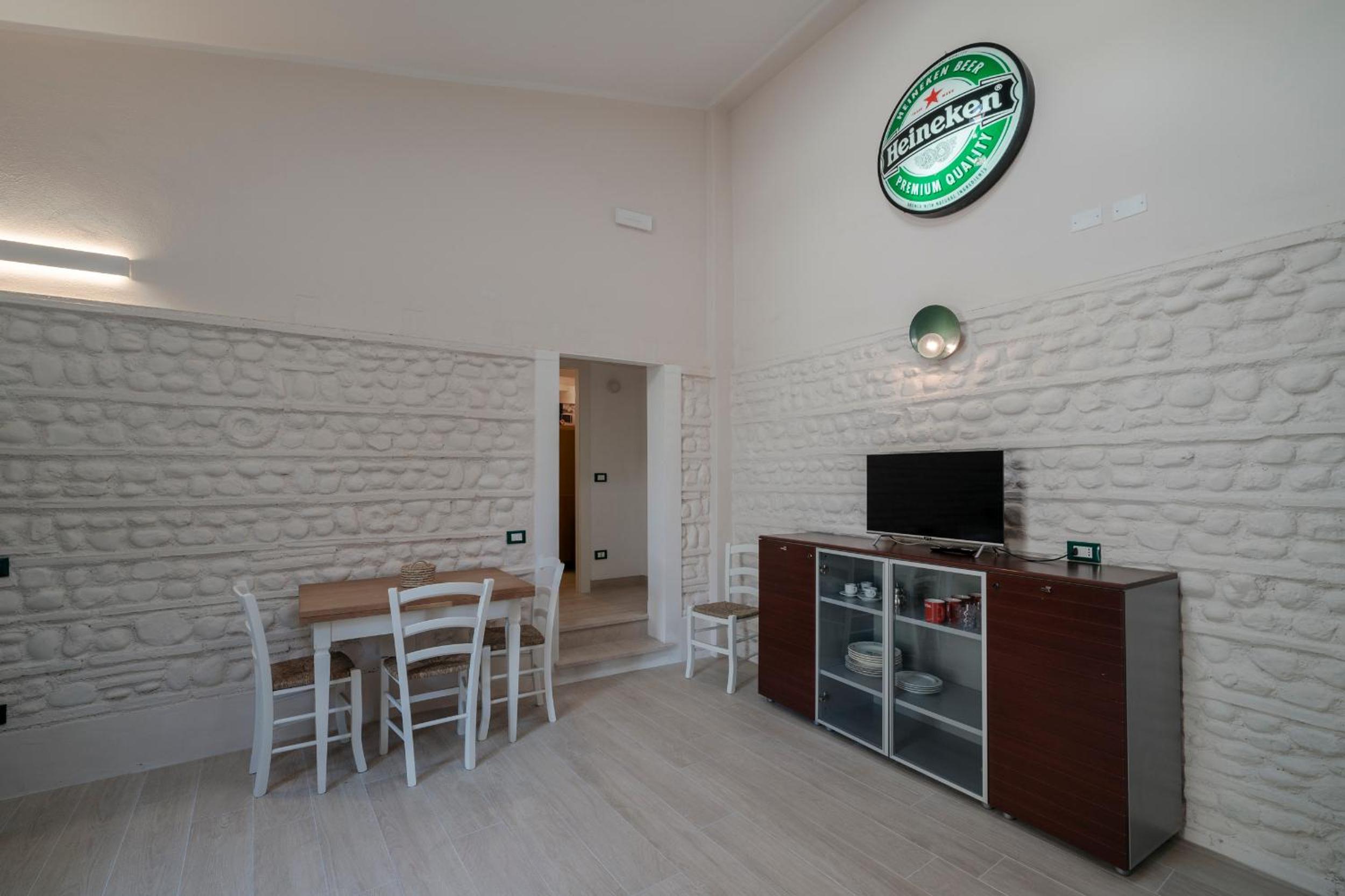 Two-Bedroom House photo 3