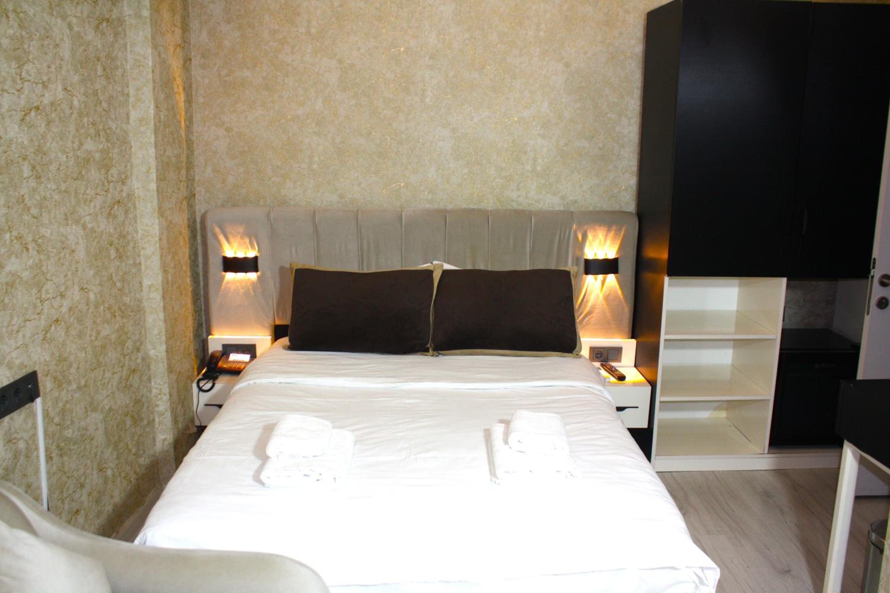 Superior Triple Room photo 2