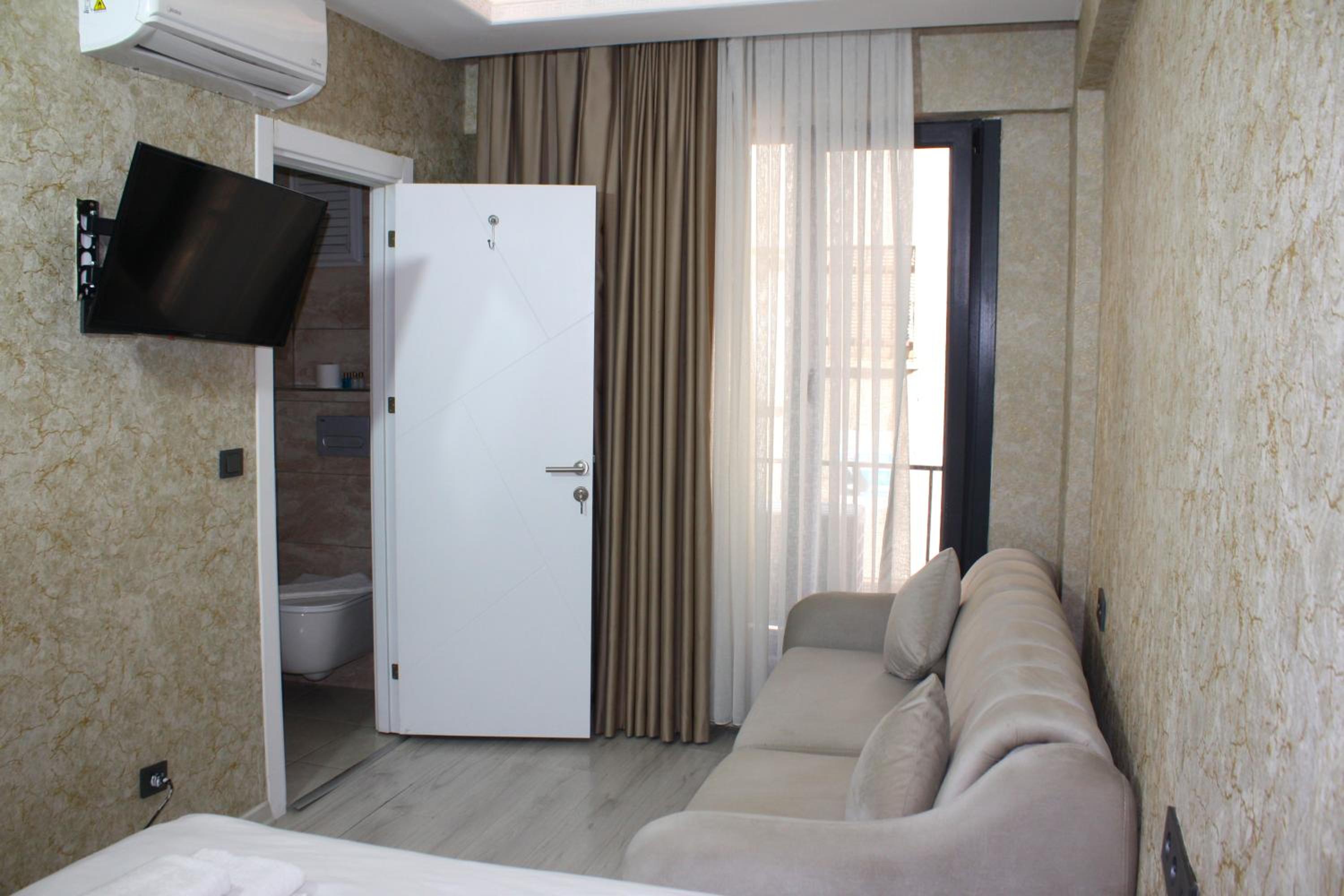 Superior Triple Room photo 1