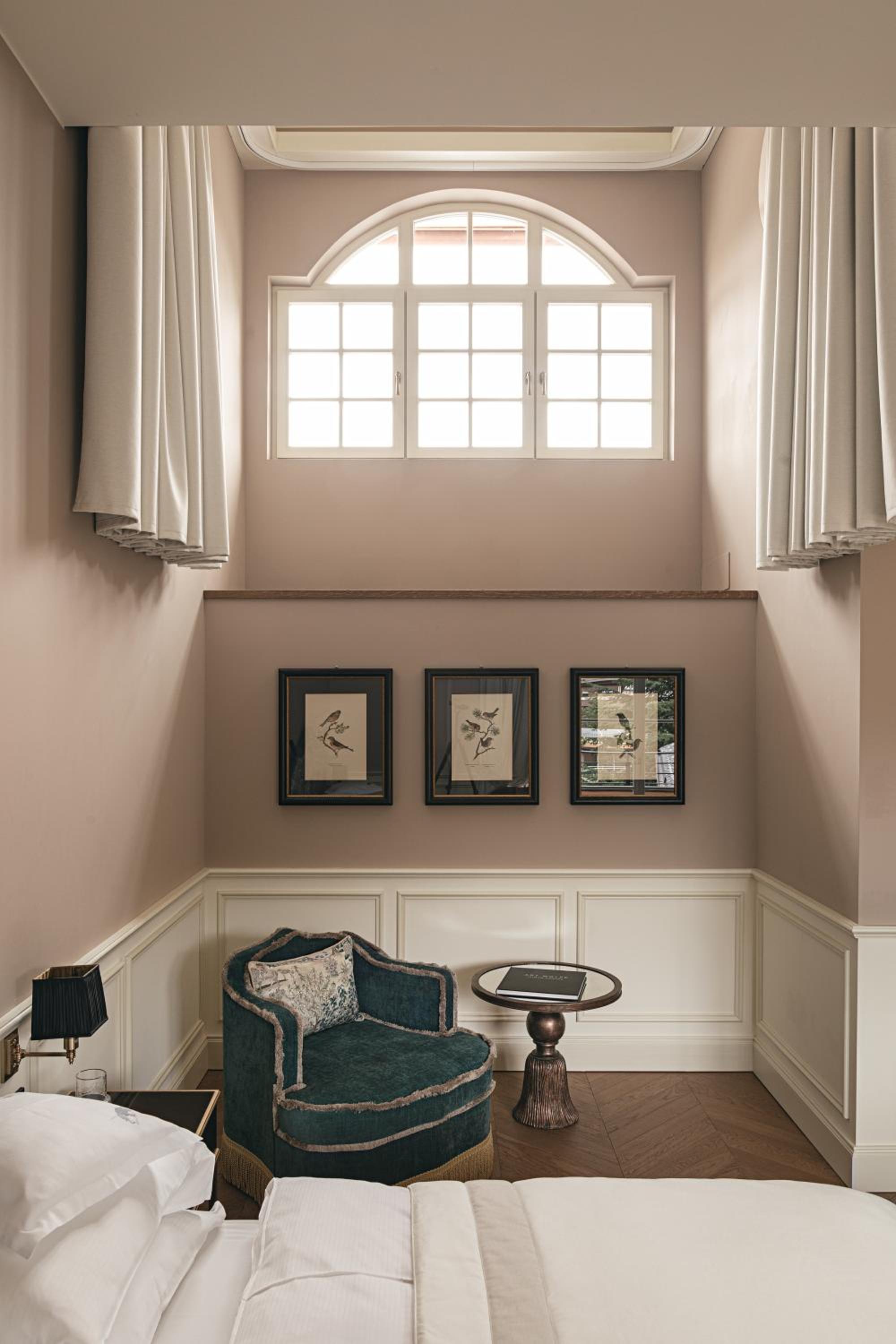 Suite - Photo 3