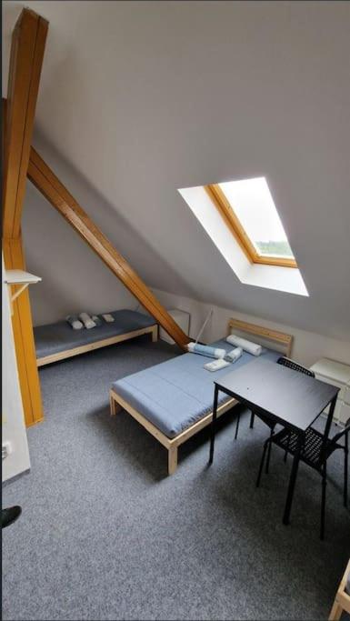 Five-Bedroom House photo 3