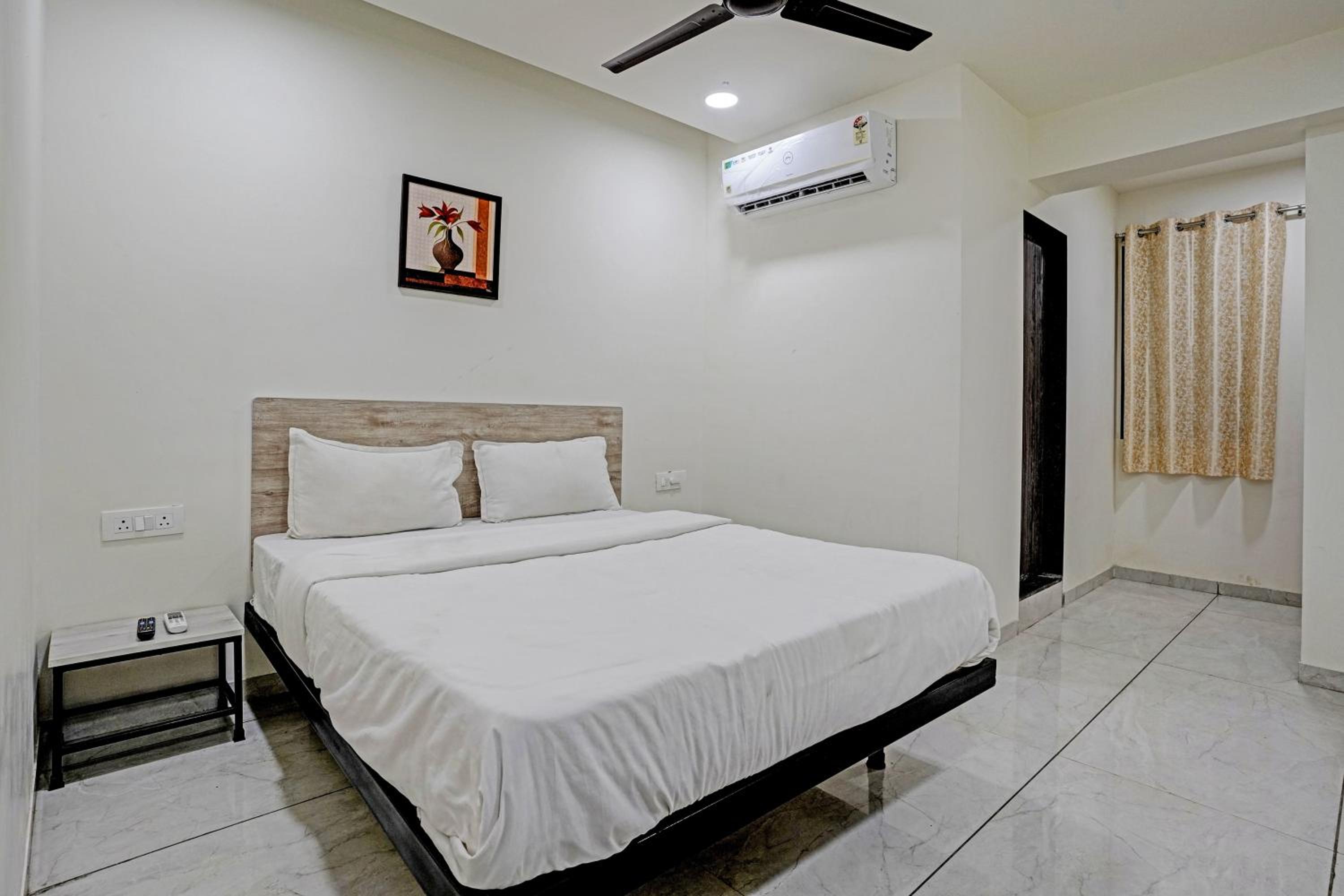 Classic Triple Room