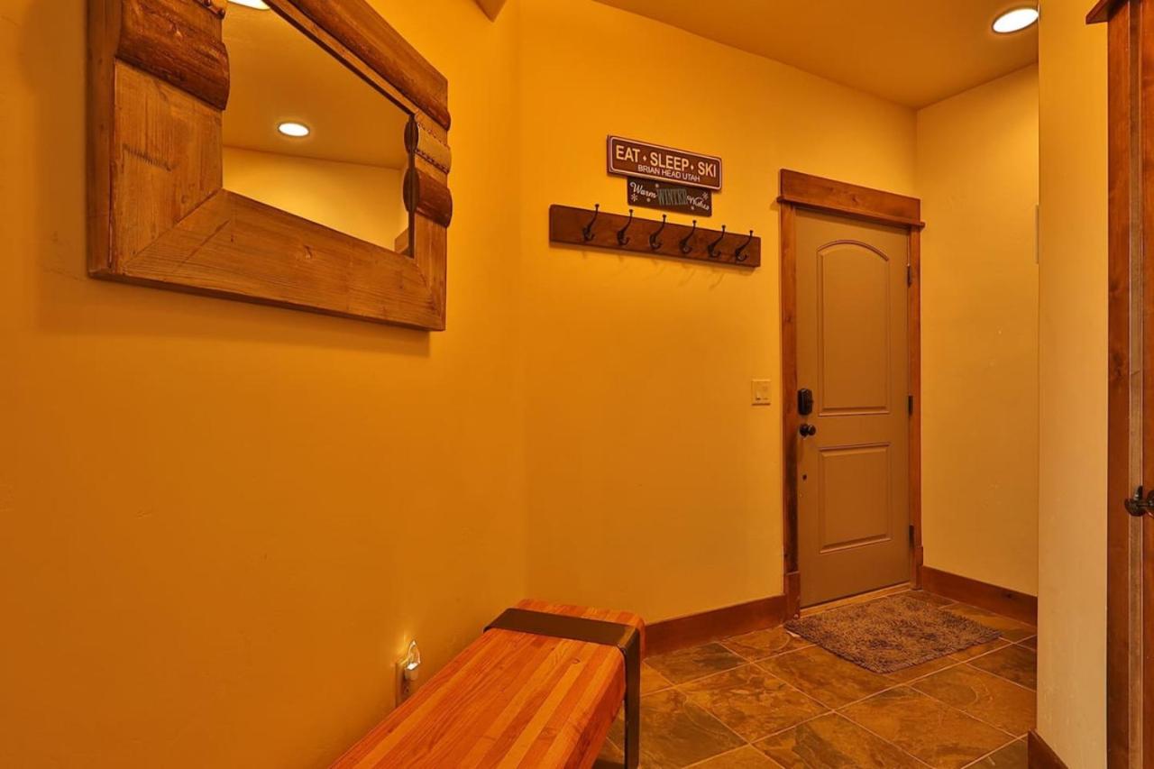 Apartment photo 2
