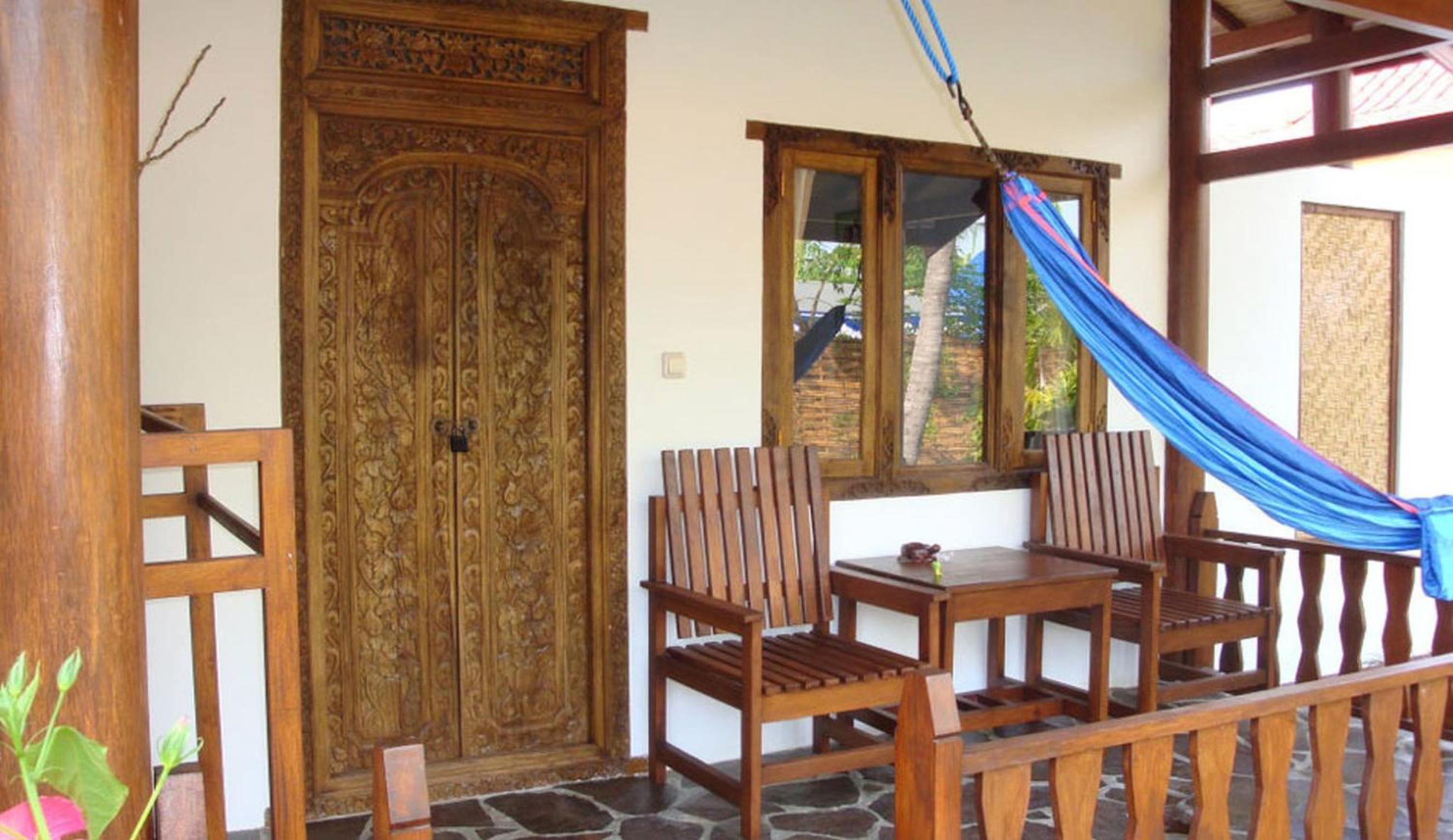 Double Room with Balcony - Photo 3