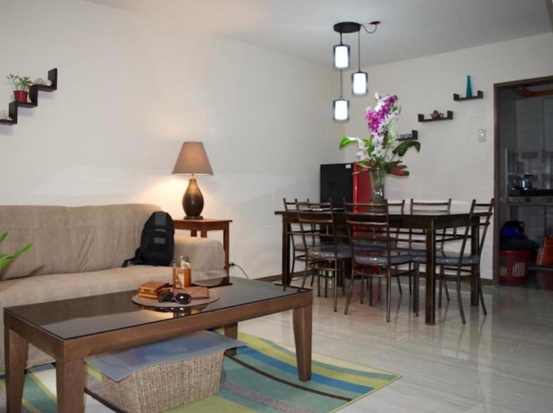 One-Bedroom House photo 2