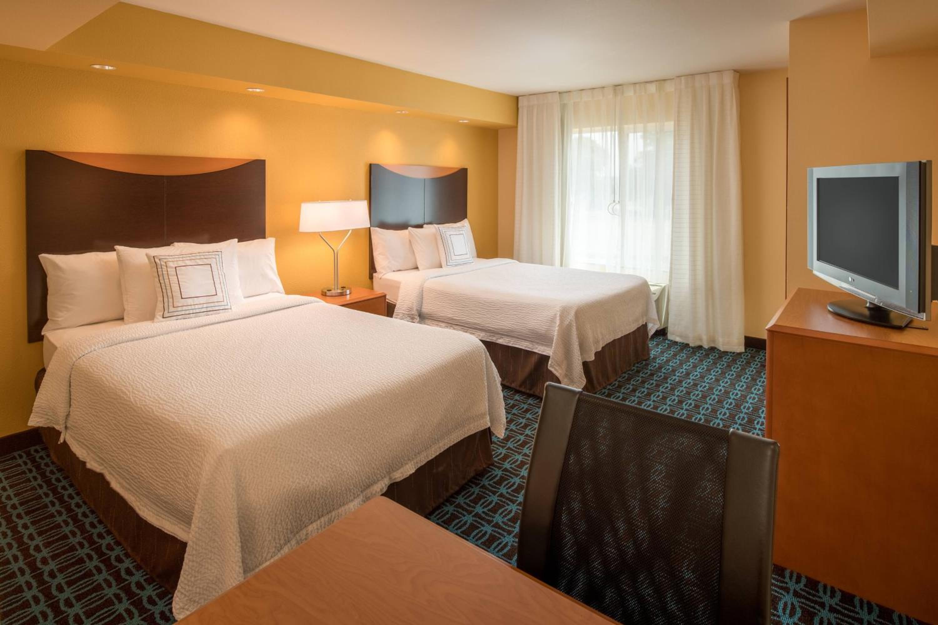 Queen Suite with Two Queen Beds and Sofa Bed