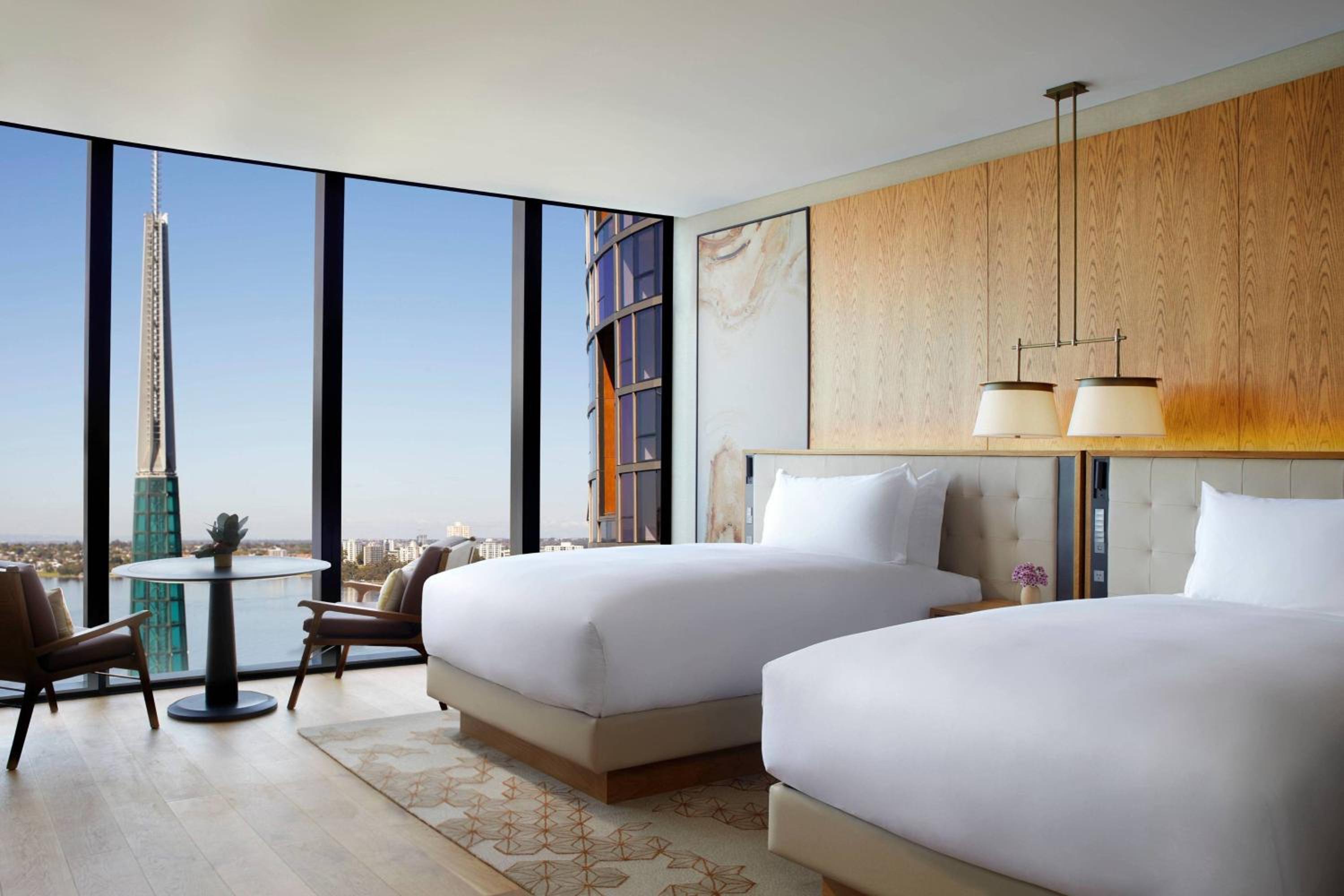 Swan River View, Premium Guest Room, 2 Double Beds thumbnail 5