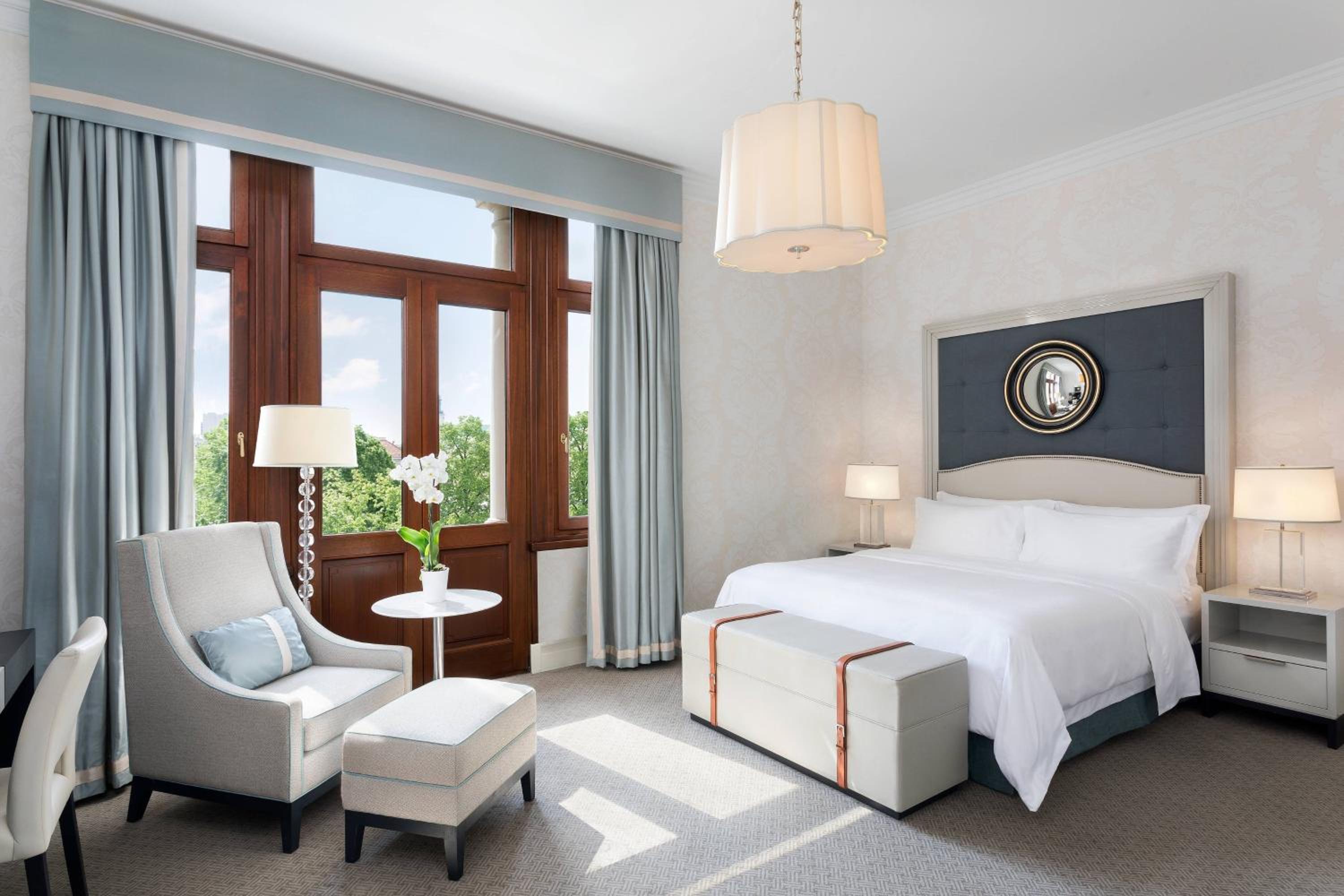 Executive, Guest room, 1 King