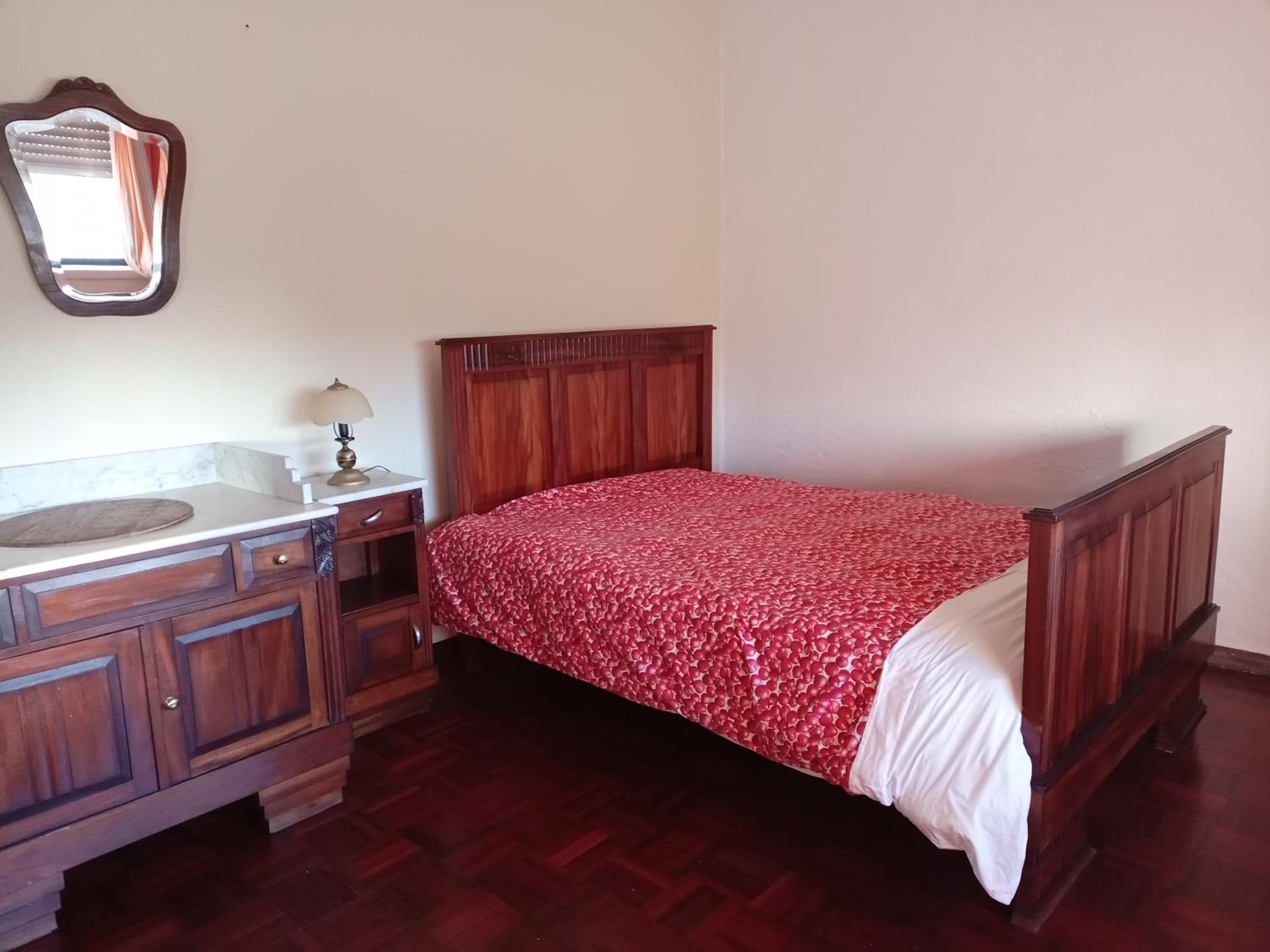 Three-Bedroom Apartment photo 2