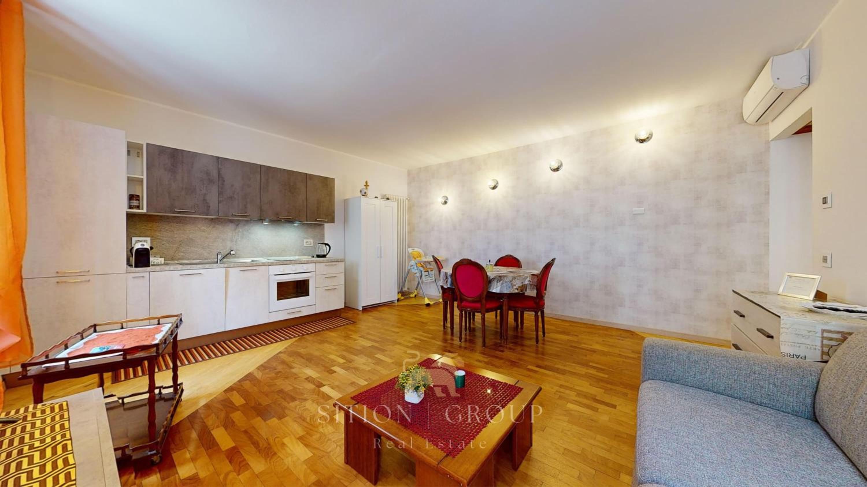 Two-Bedroom Superior Apartment photo 2