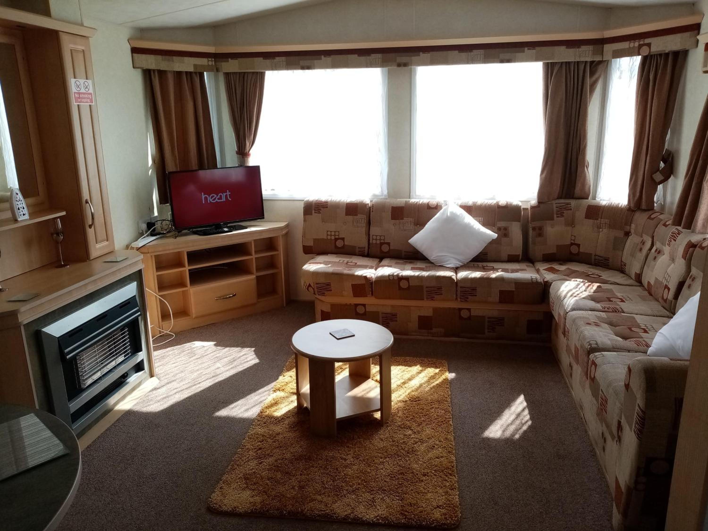 Mobile Home photo 1