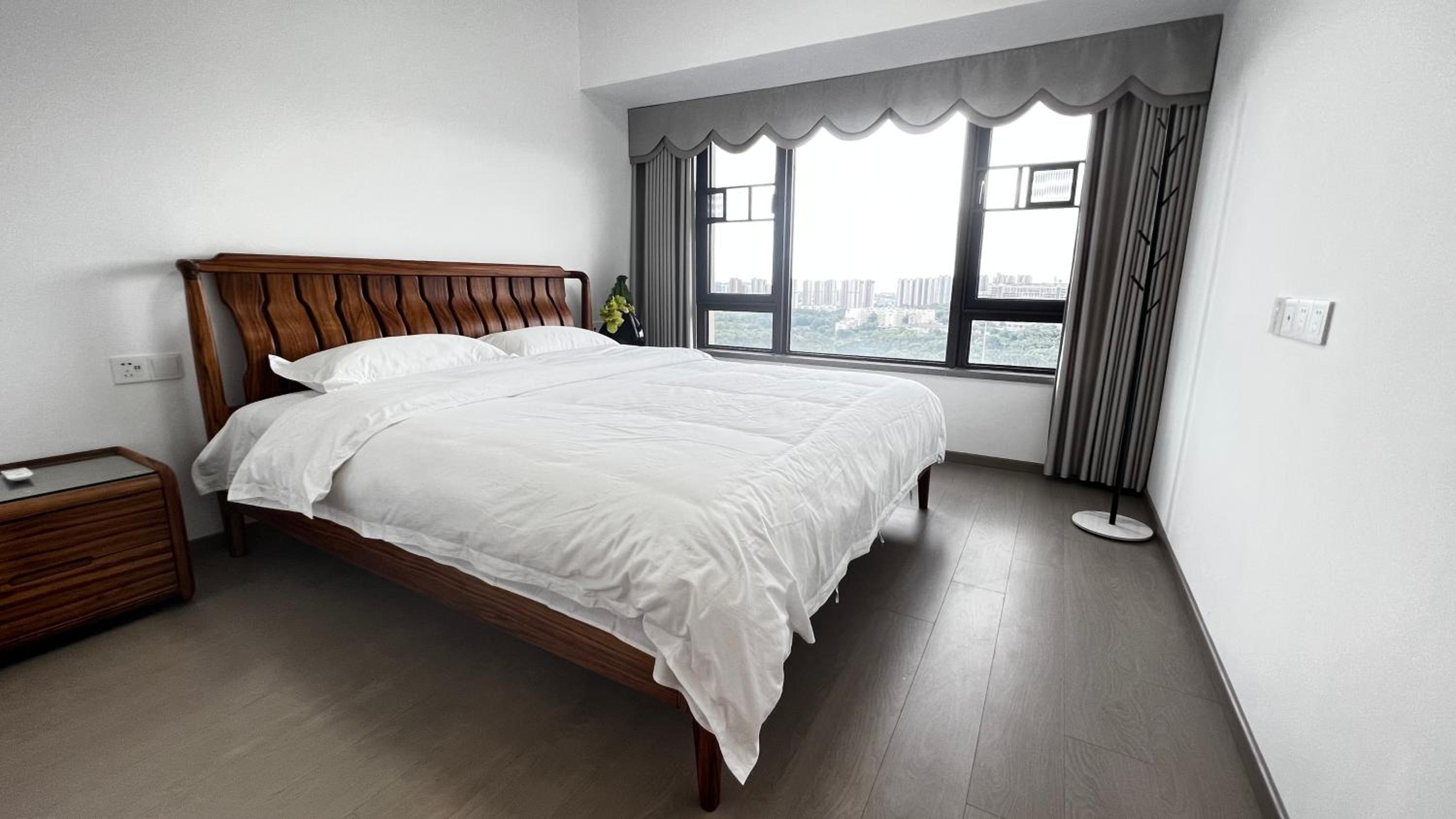 Apartment photo 1