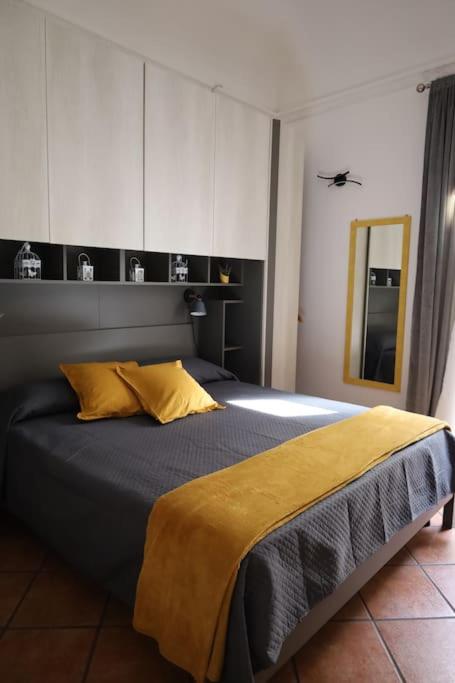 Appartamento con una camera con balcone