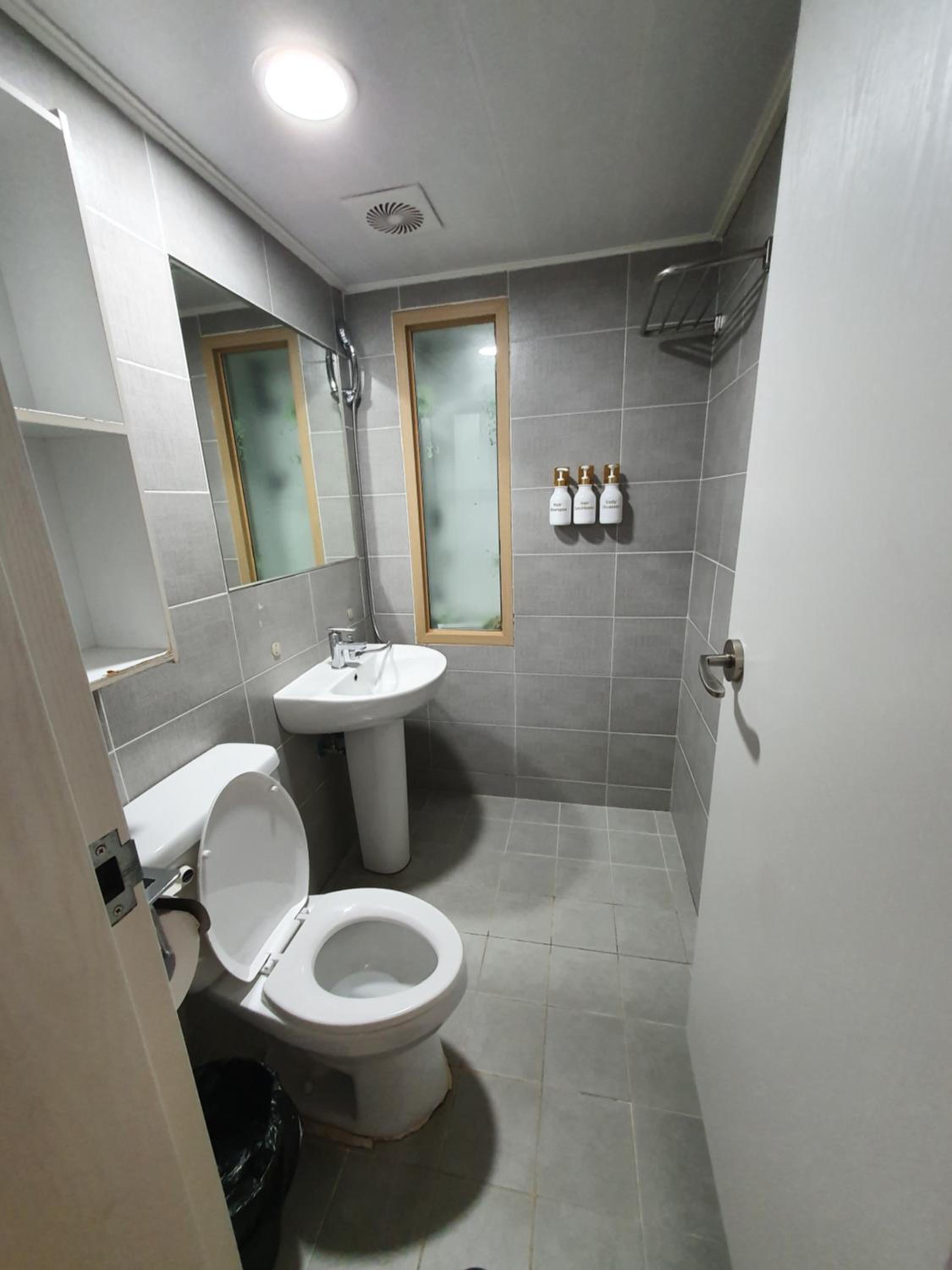 Standard Triple Room - Photo 16
