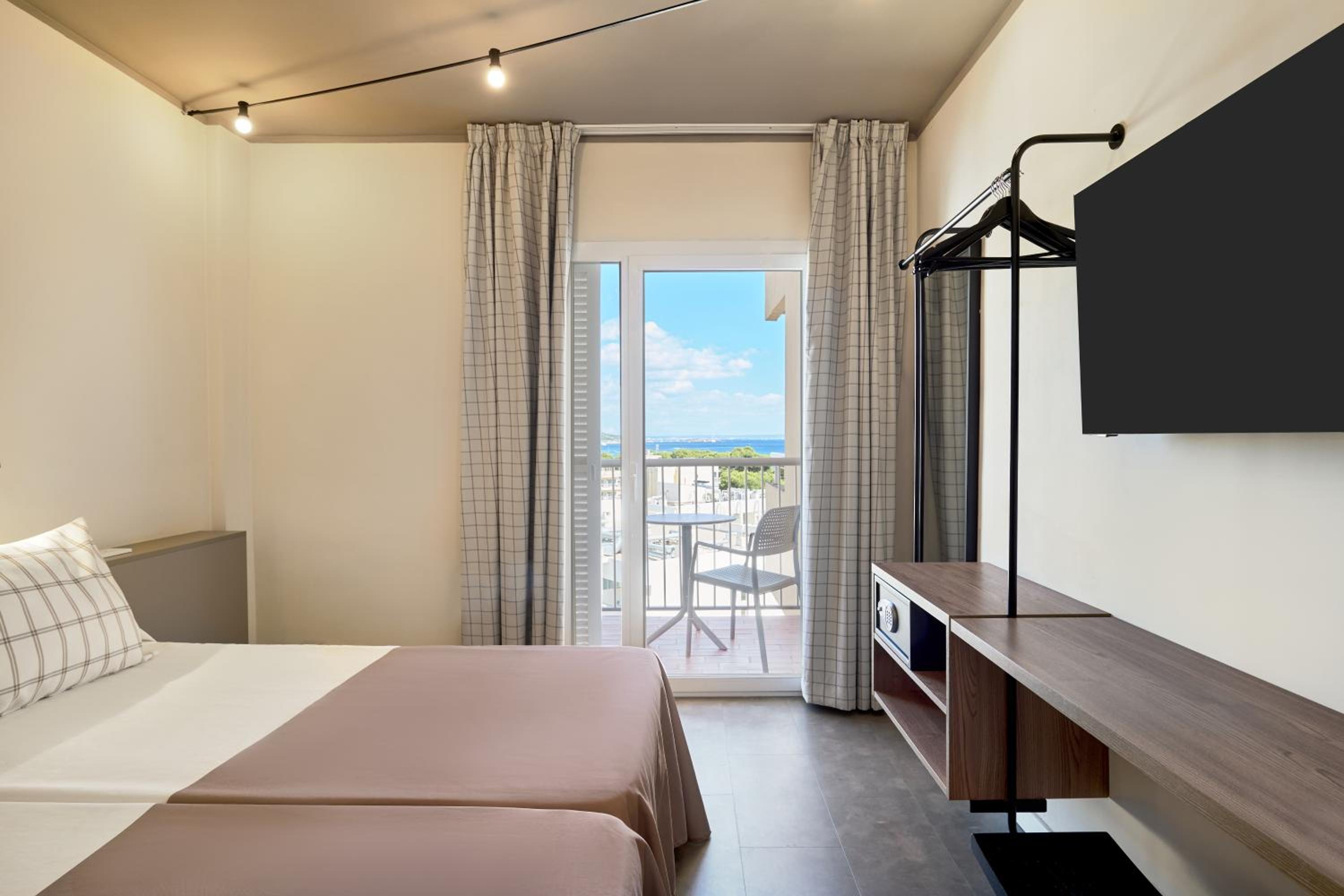 Double Room with Sea View - Unlimited Brunch - Photo 1