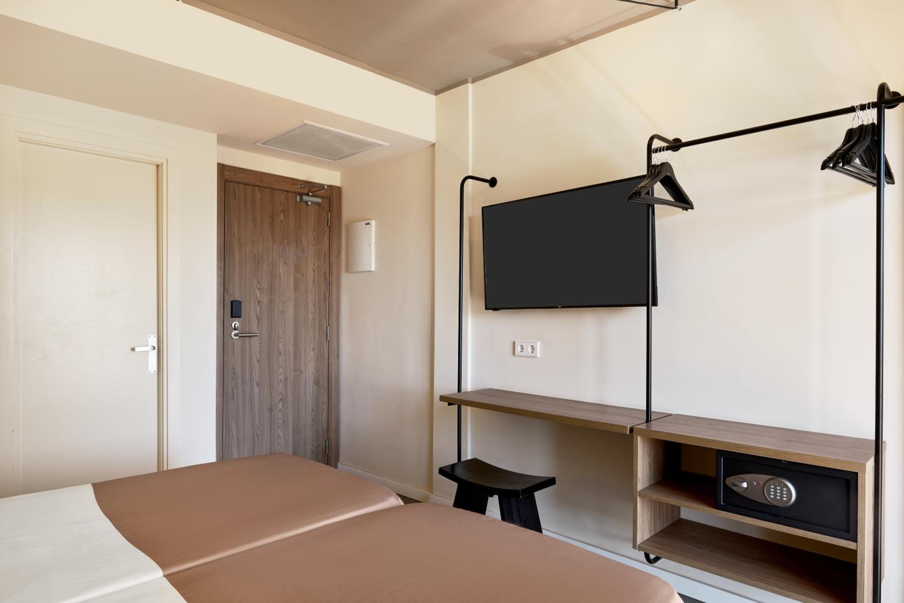 Double Room with Pool View - Unlimited Brunch - Photo 4