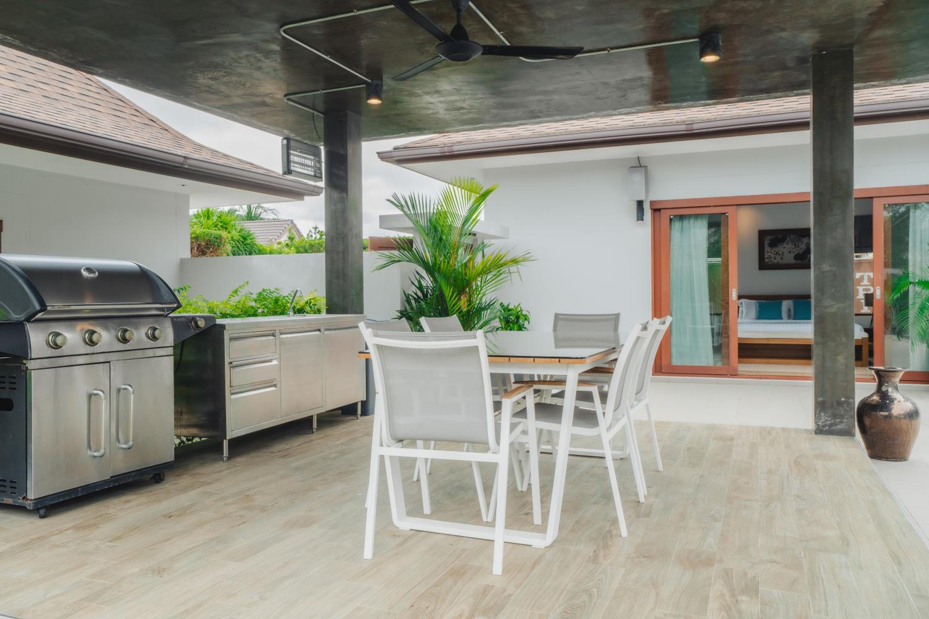 Three-Bedroom Villa - Photo 20