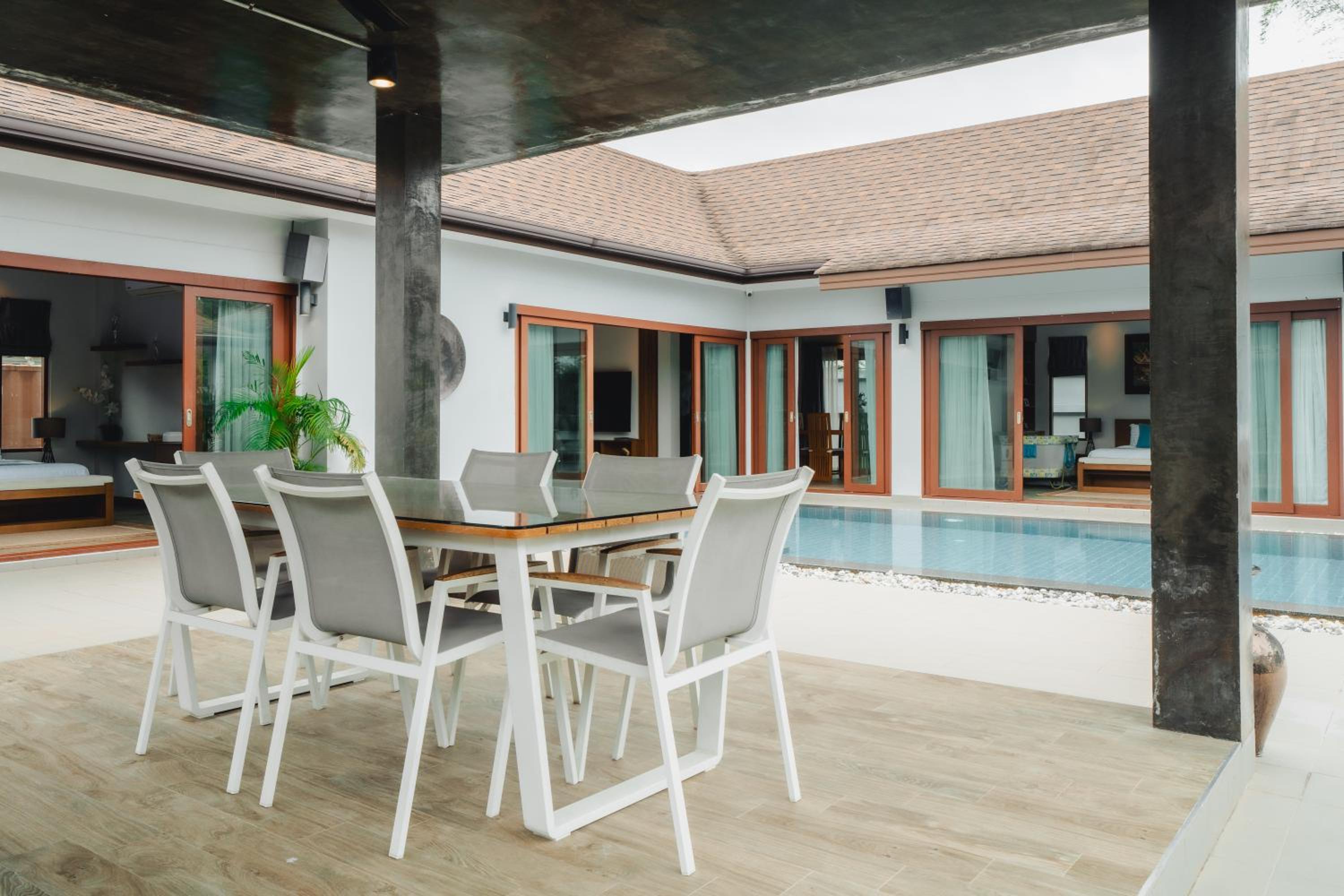 Three-Bedroom Villa - Photo 21