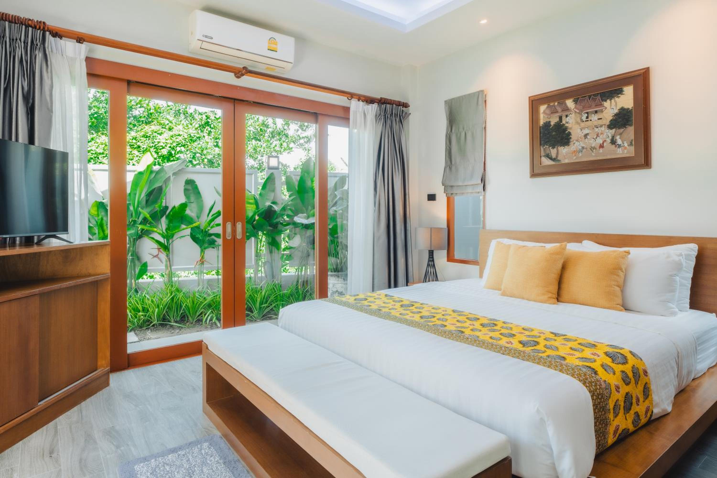 Three-Bedroom Villa - Photo 34