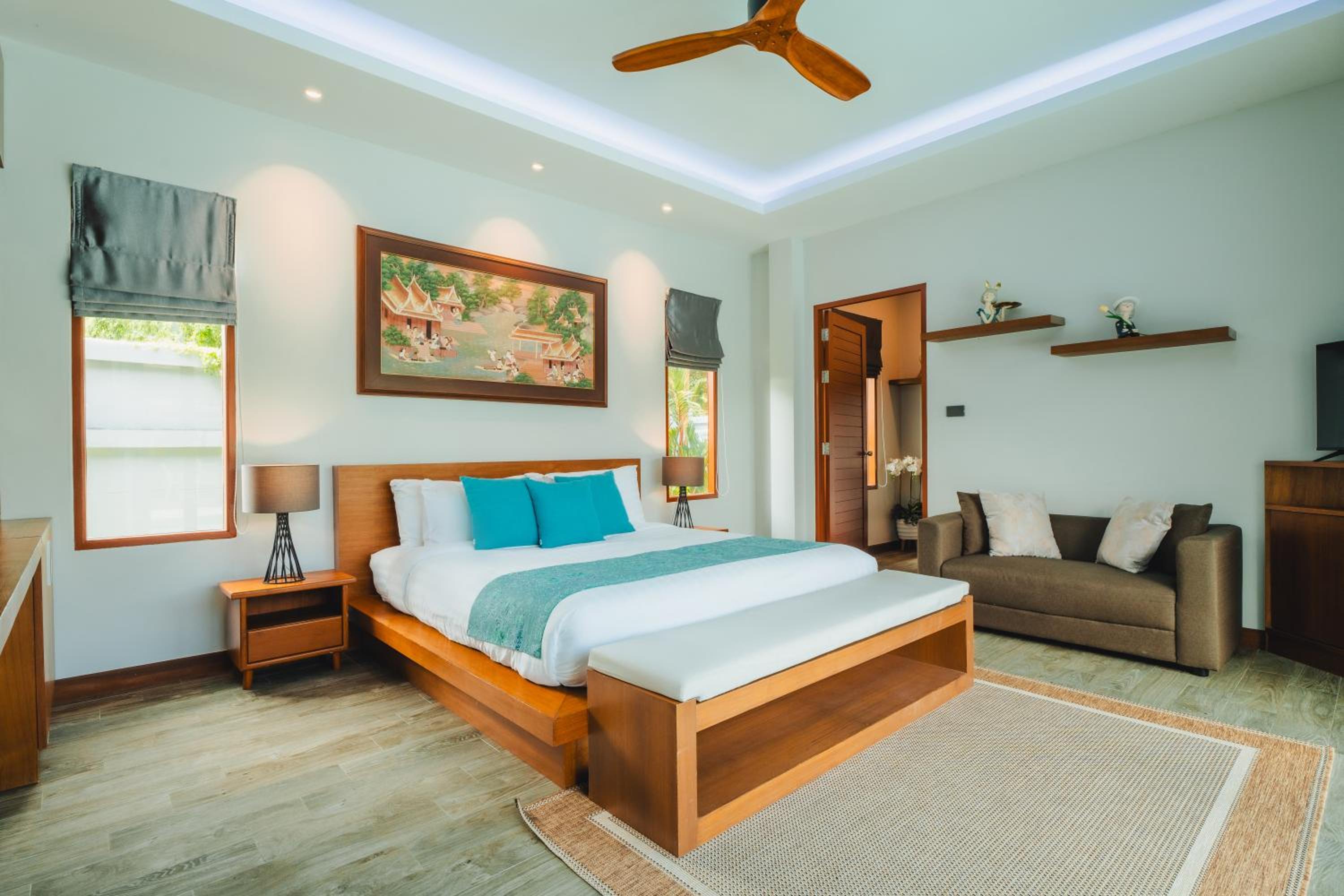 Three-Bedroom Villa - Photo 38
