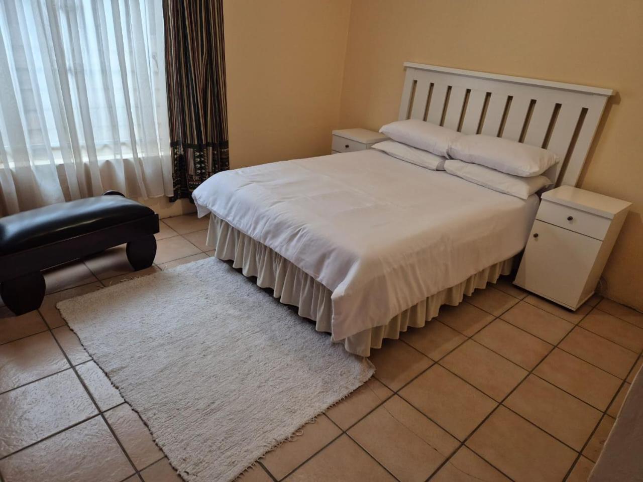 Double Room with Private Bathroom photo 1