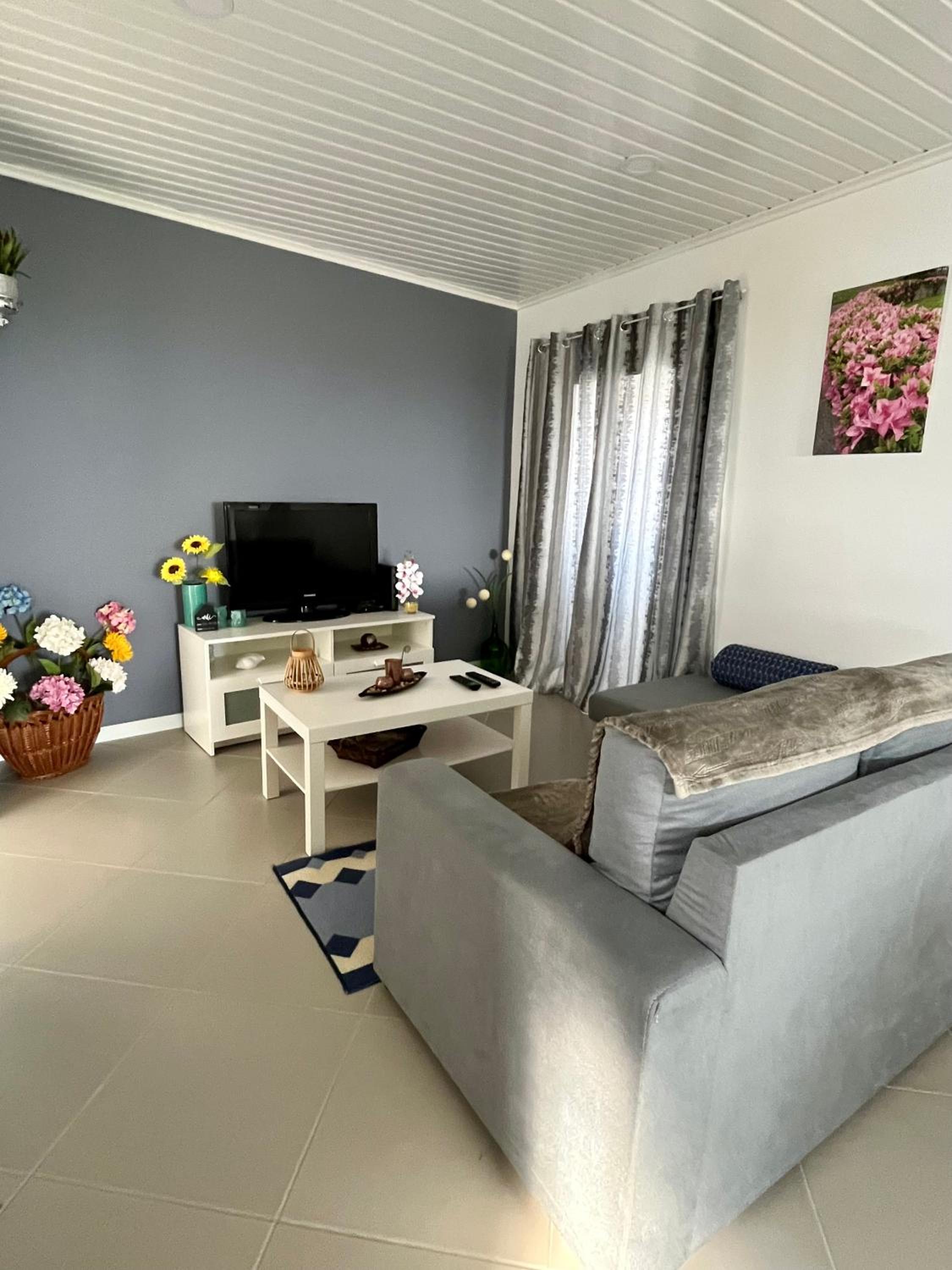 Two-Bedroom House photo 2