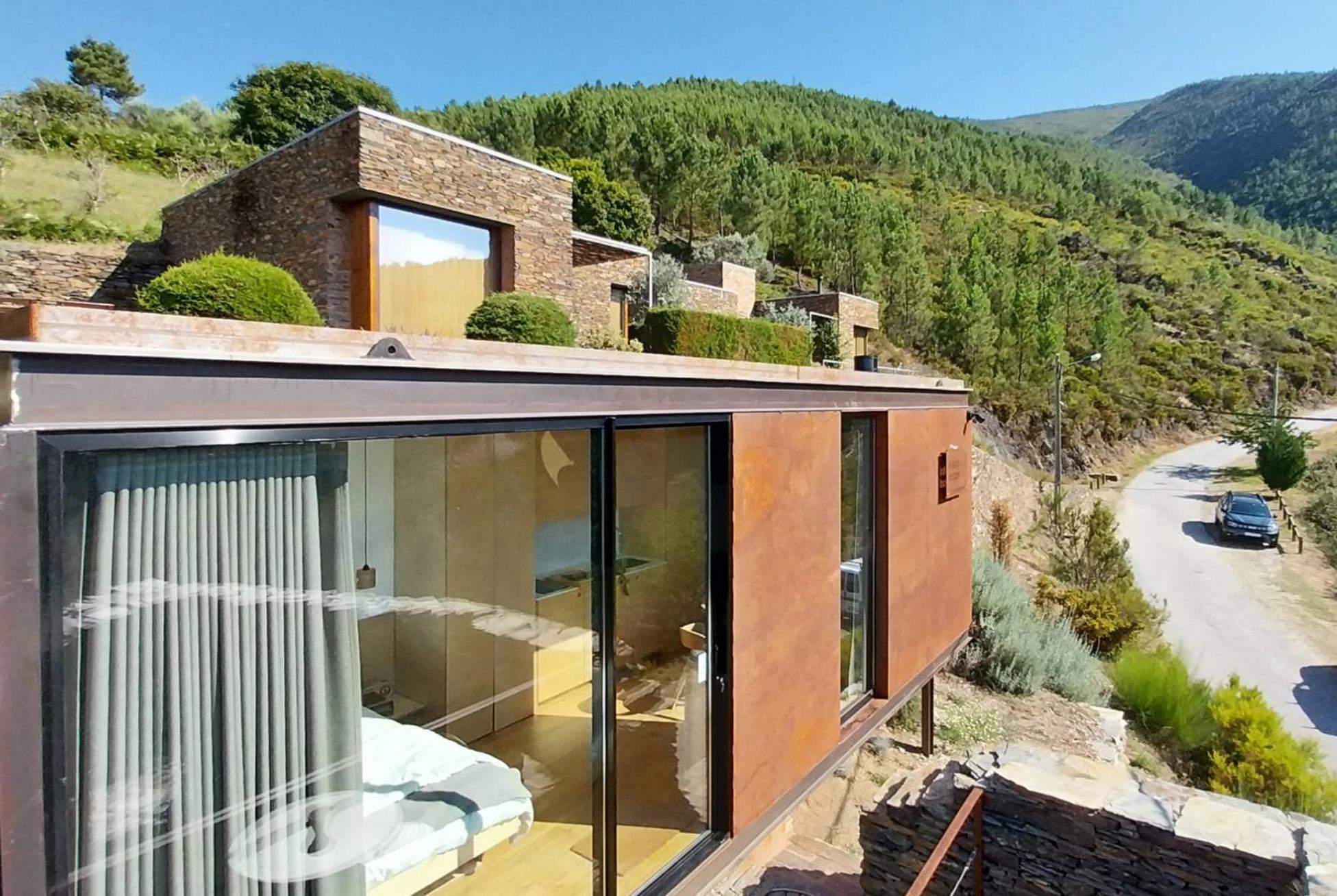 One-Bedroom House - Photo 12