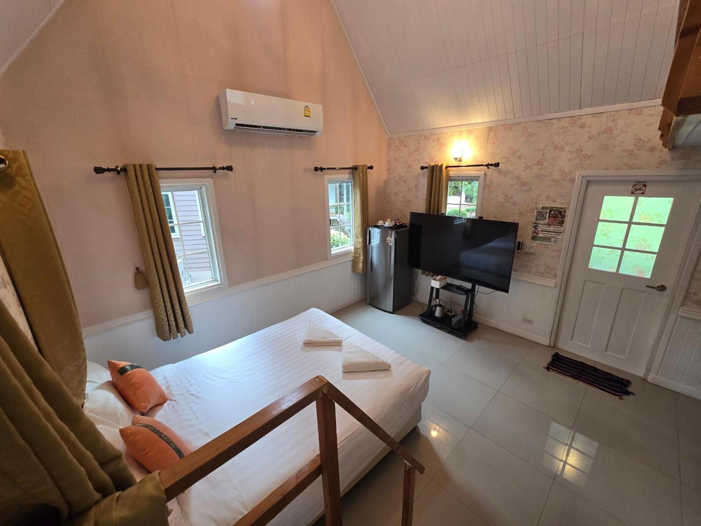 Superior Bungalow with Bath Tub - Photo 7