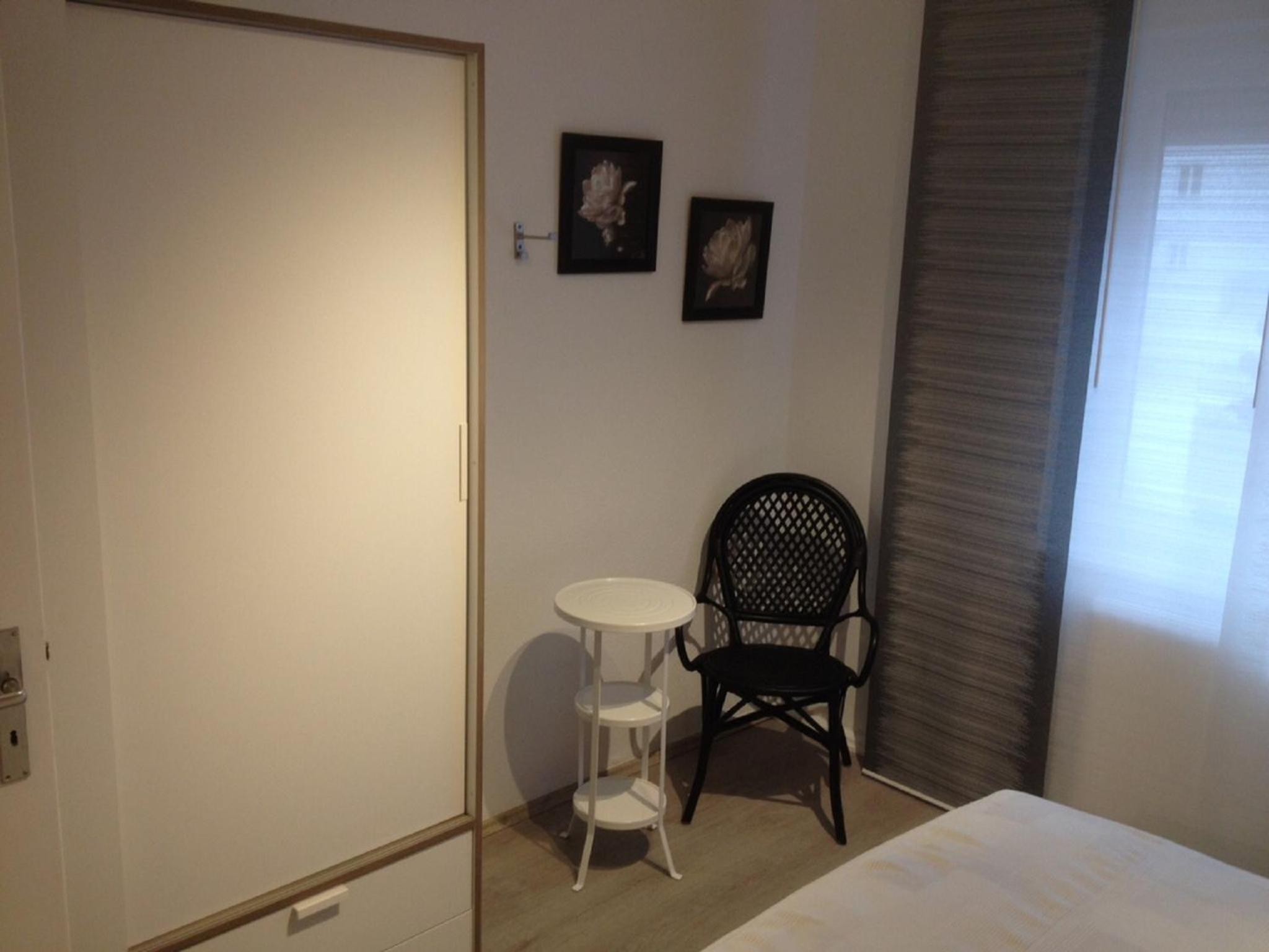 Two-Bedroom Apartment with Terrace (App.Paula)