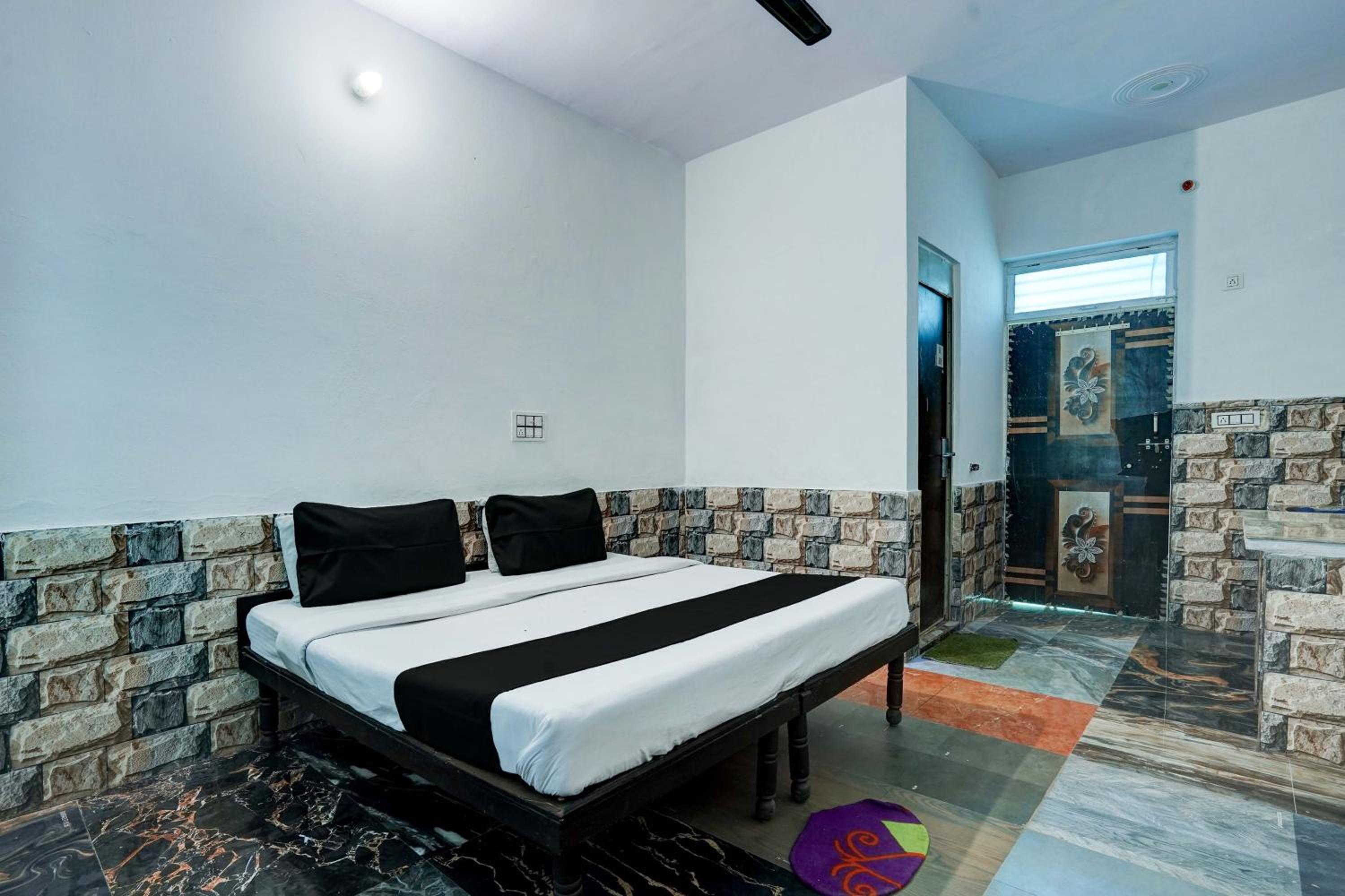 Classic Triple Room