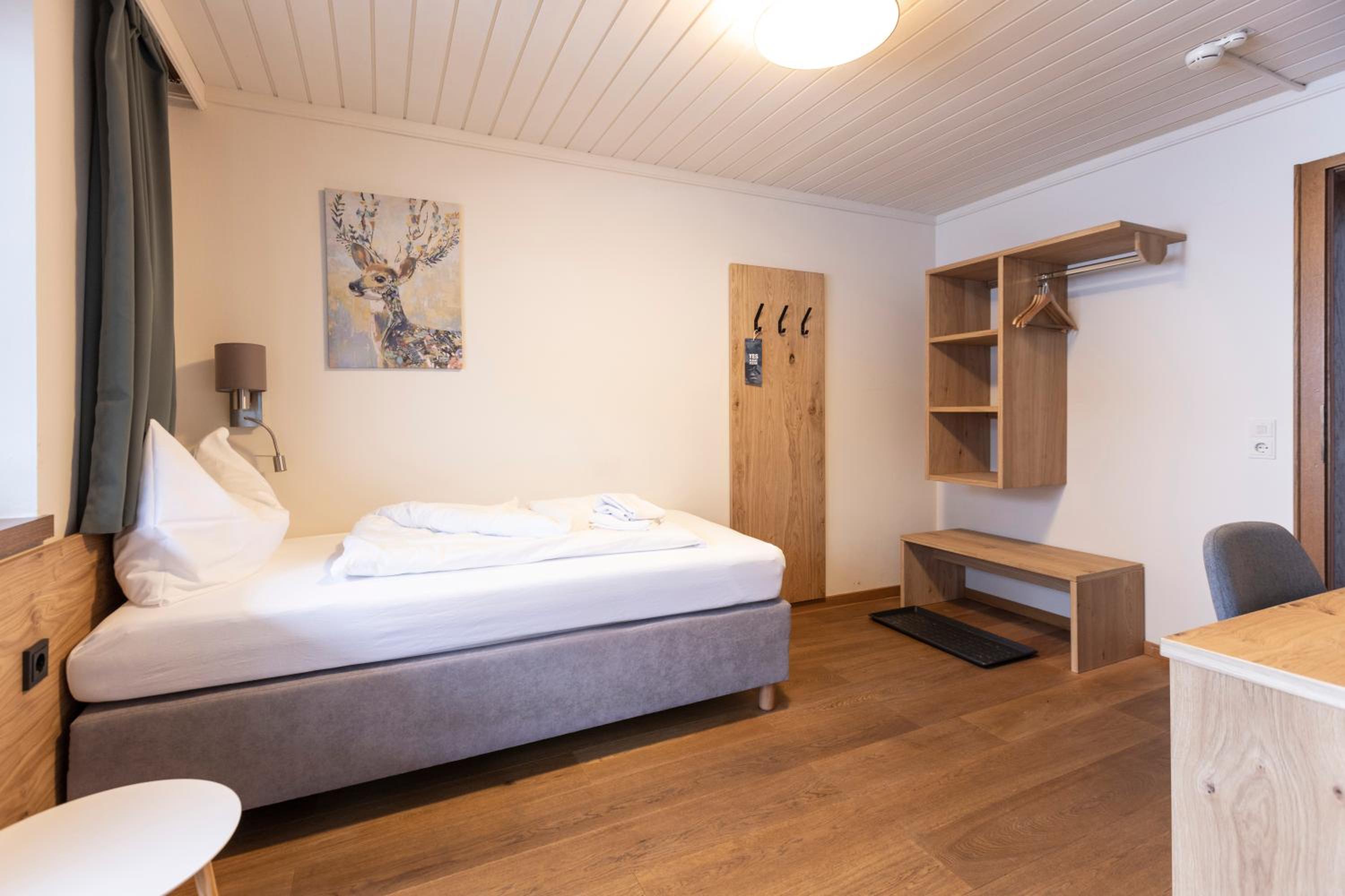 Single Room with Balcony photo 3