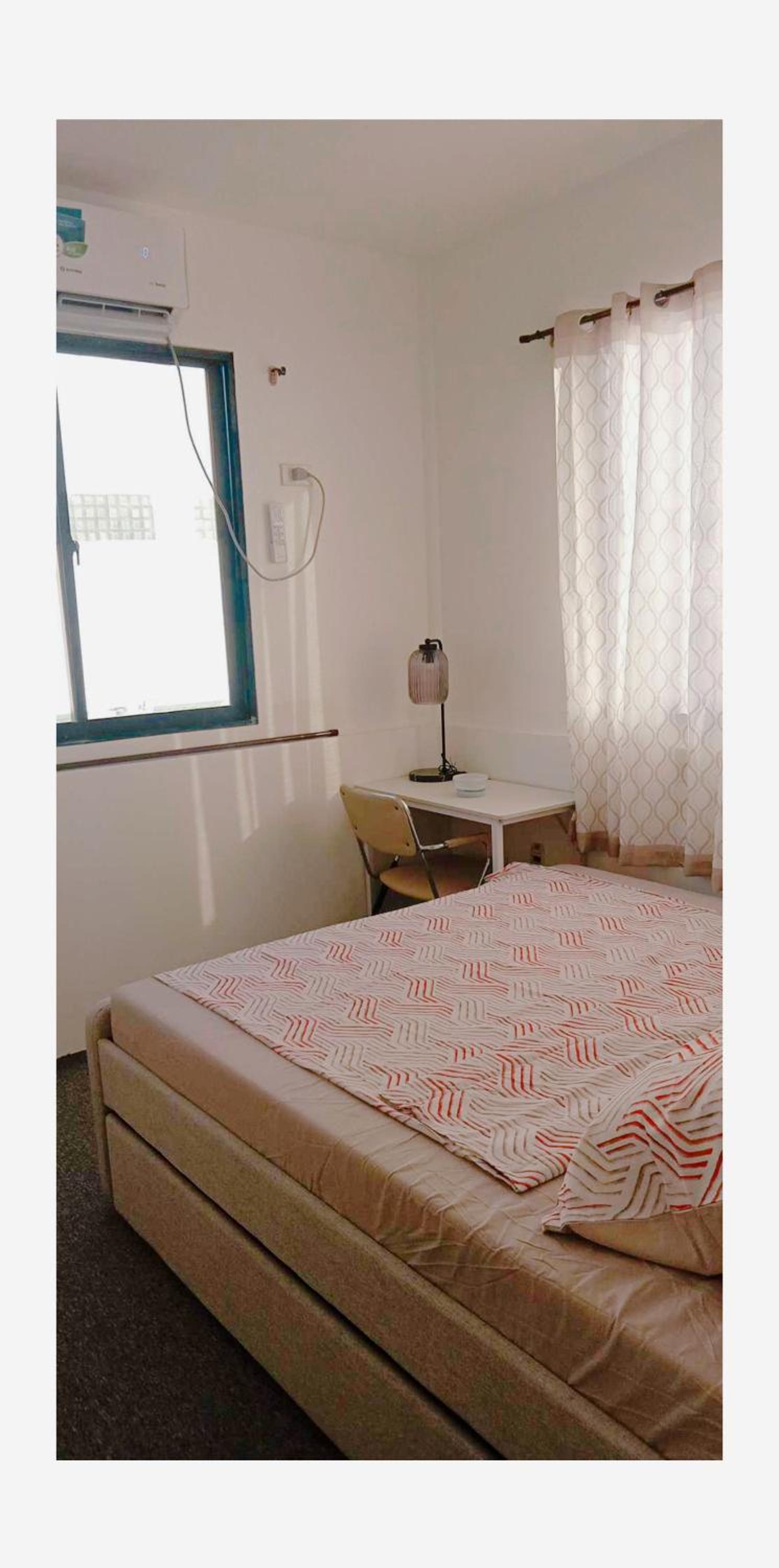 Family Room With Bathroom photo 2