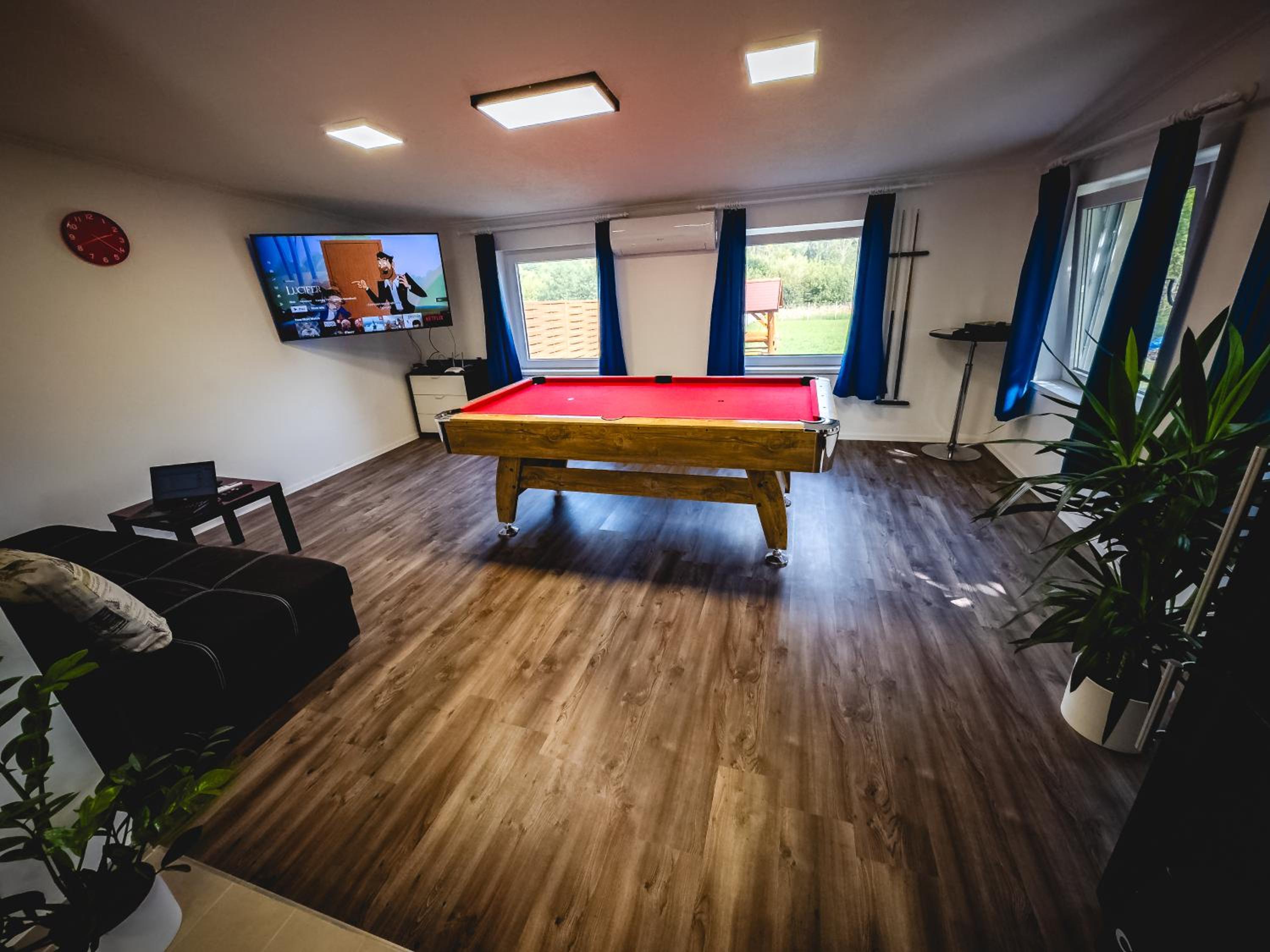 Superior Chalet photo 3
